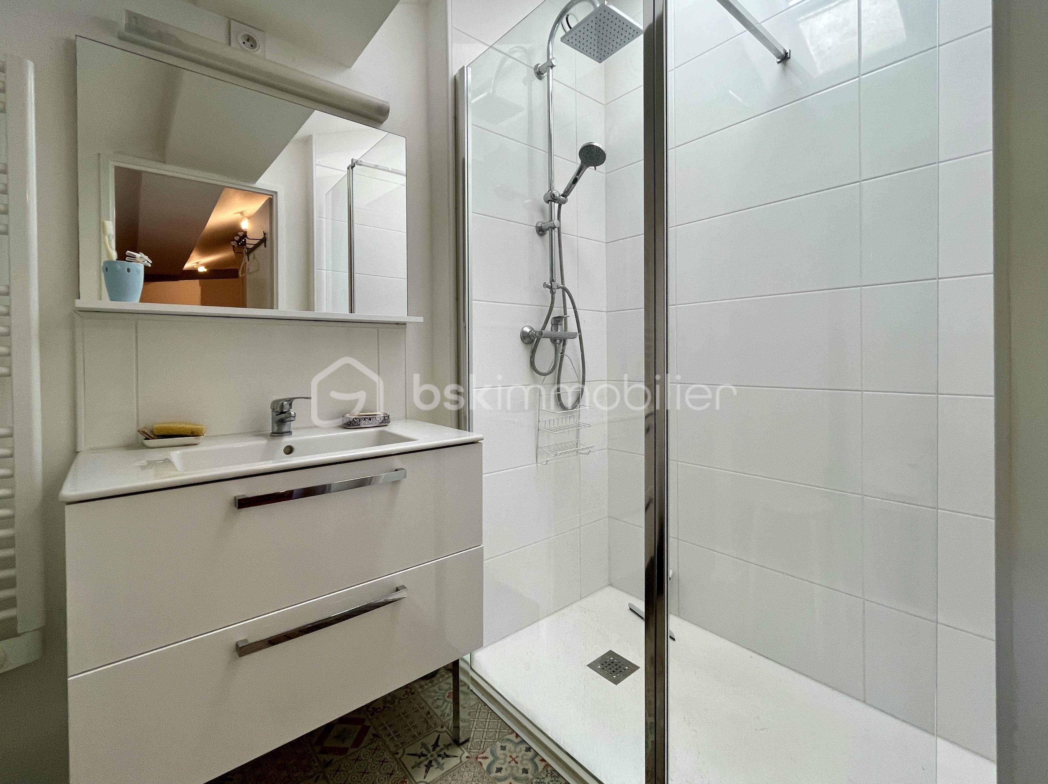Maison de 220 m² - 10b.jpg