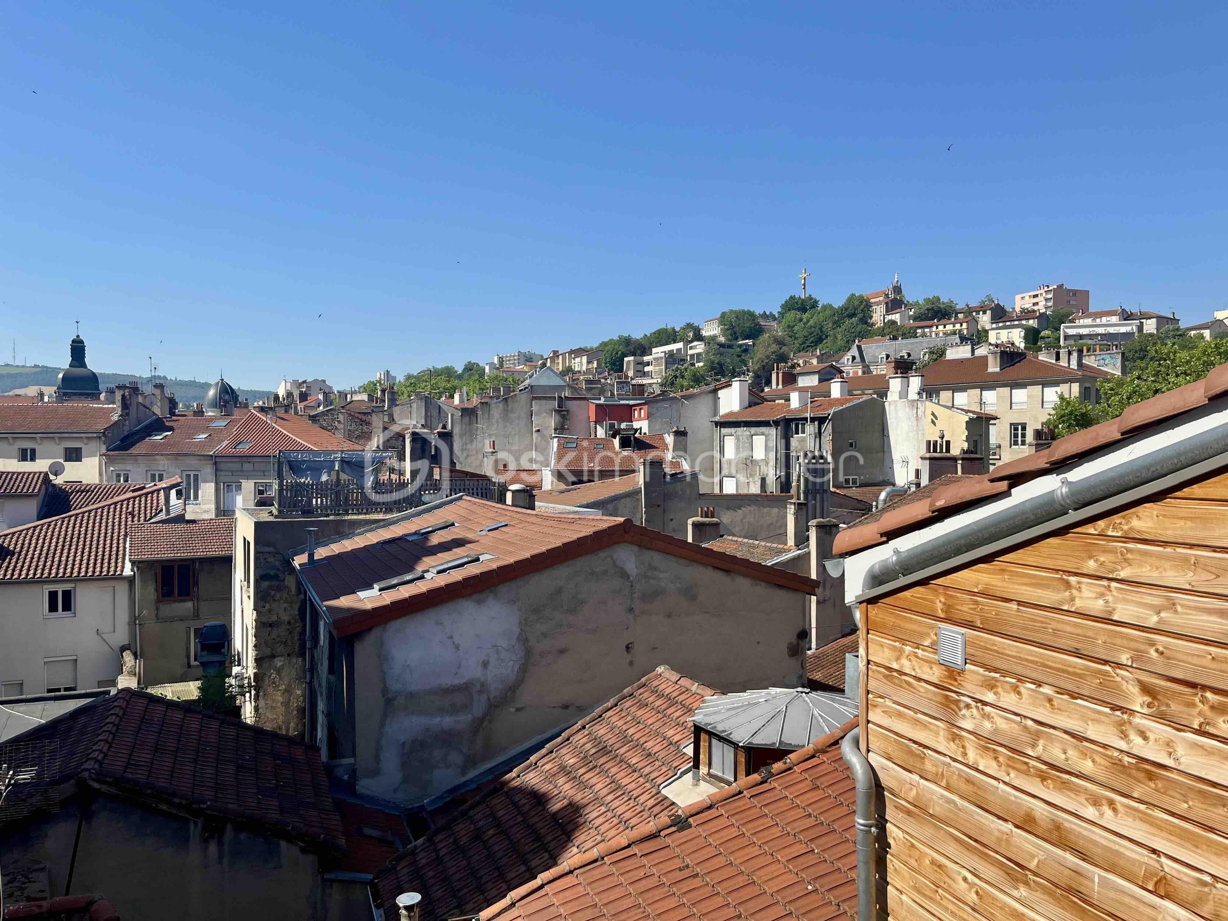 Appartement 3 pièces 55 m² · à Saint-Etienne · 54,7 m² · 77 000 €