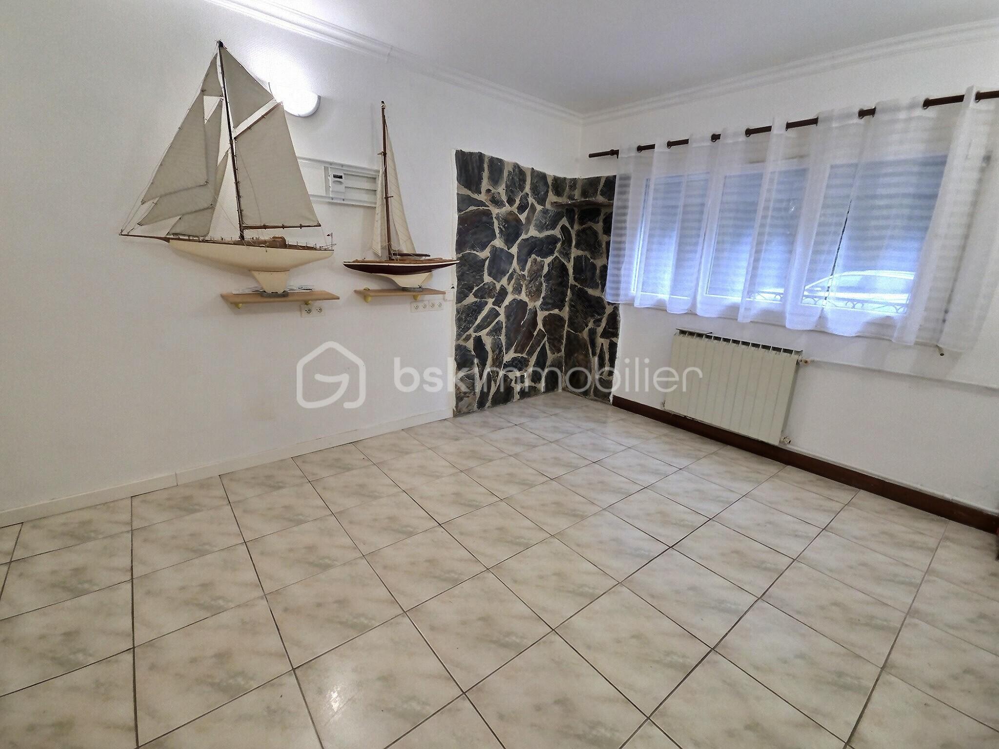 Maison de ville de 130 m² - exposio_133355259.jpg