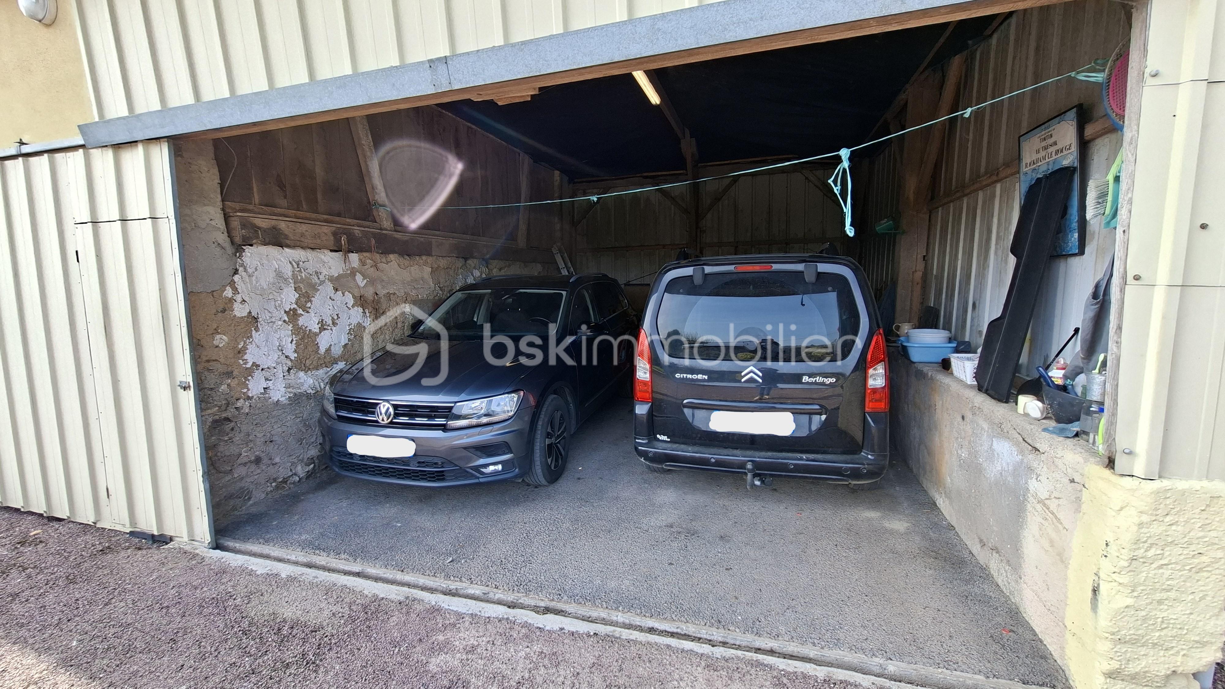 BOU garage goudronné.jpg