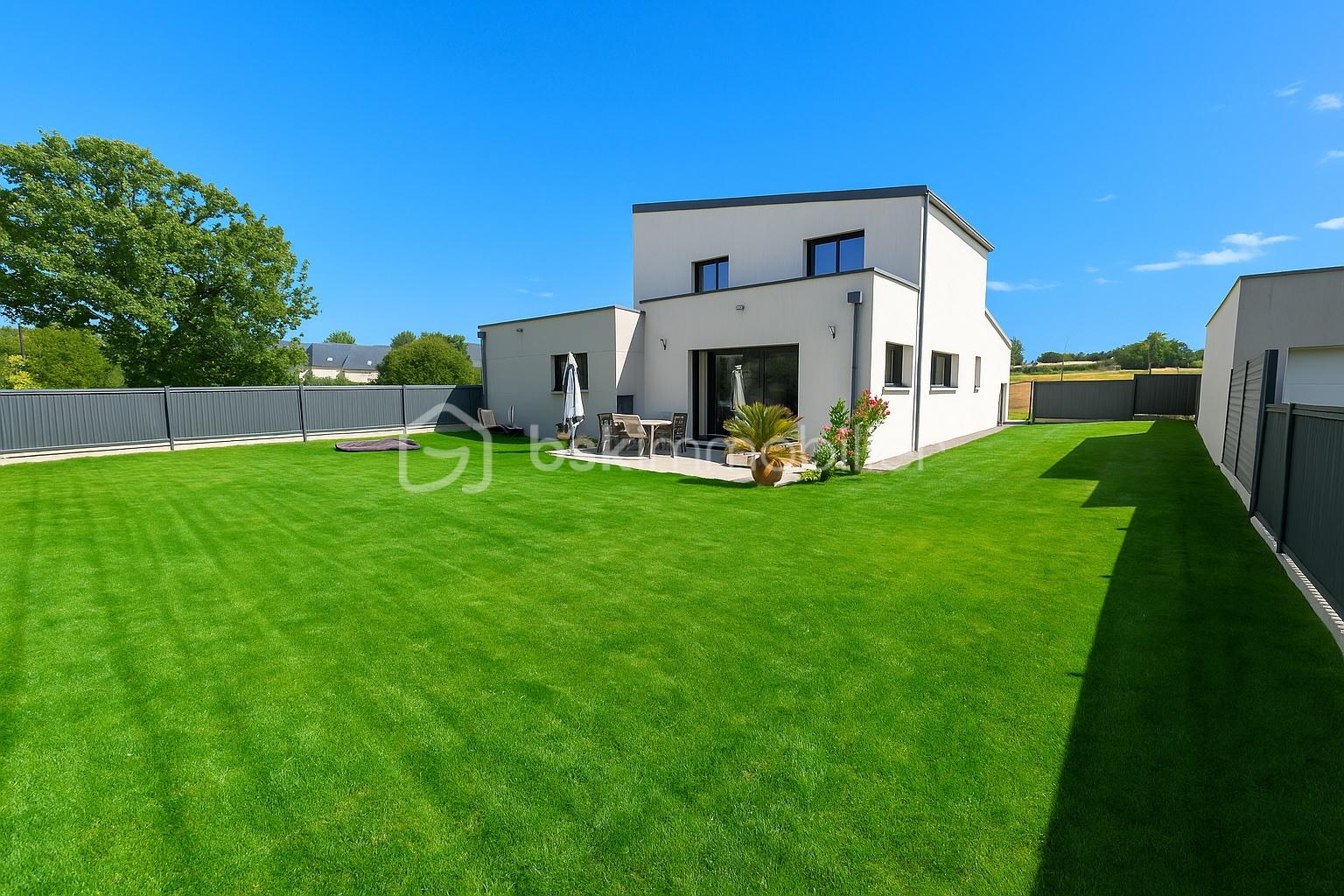 Maison de 128,28 m² - ChatGPT Image 29 juil. 2025, 09_55_11.jpg