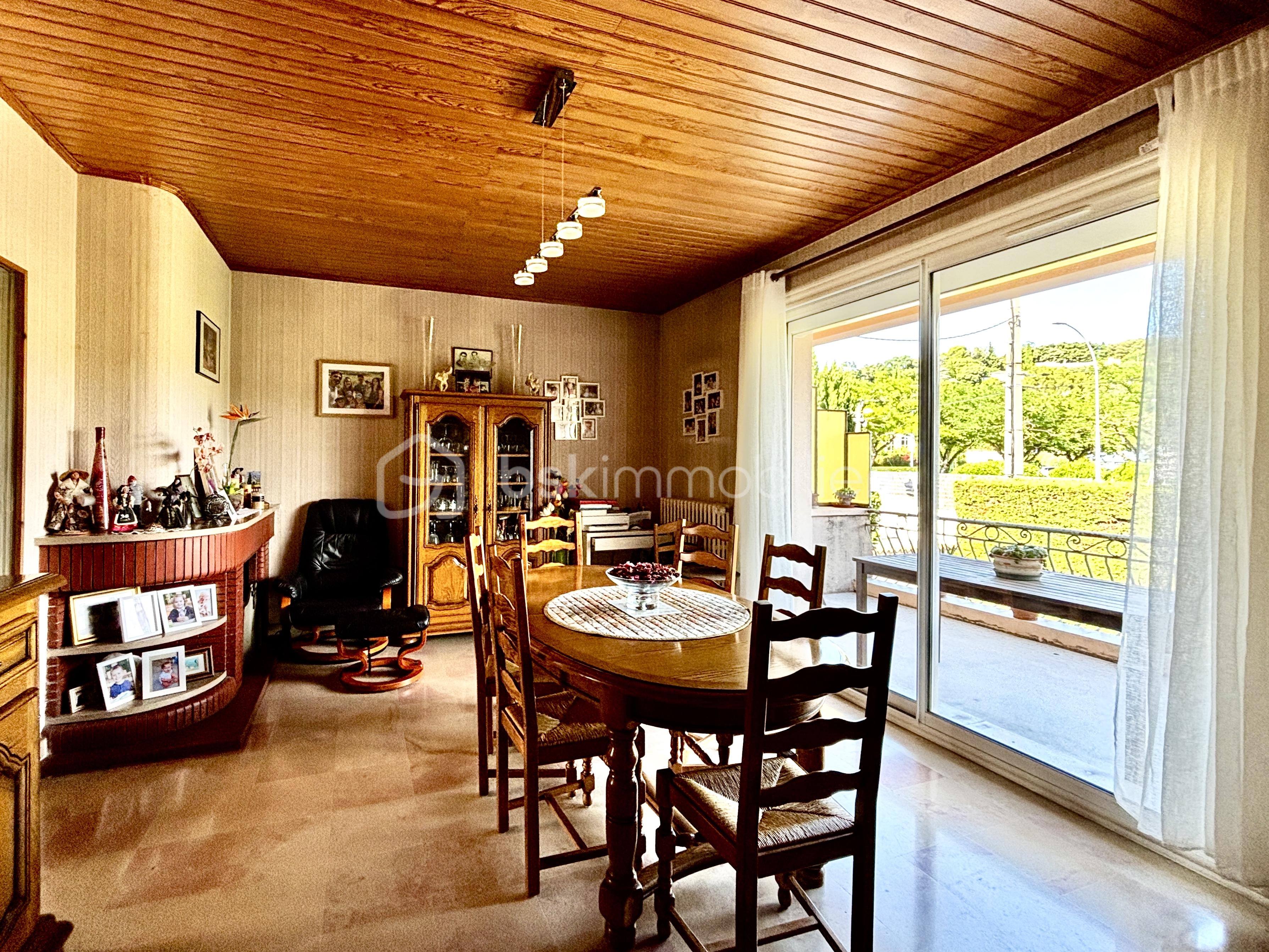 Salle à manger .jpg