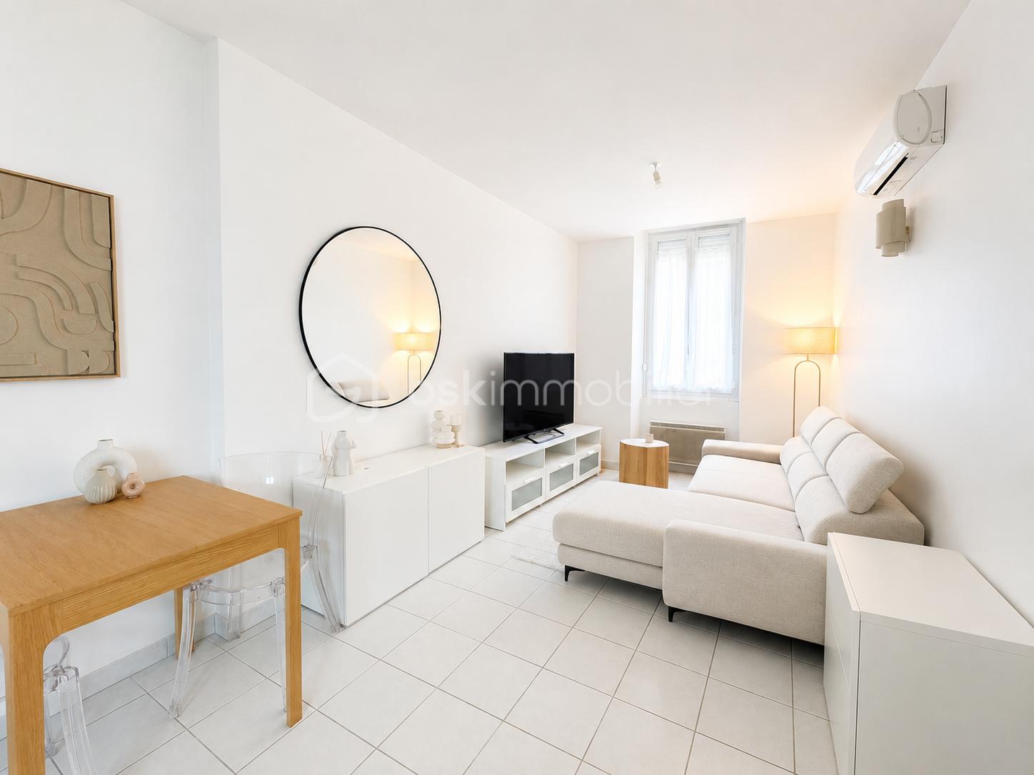 Immeuble 5 pièces 100 m² · à Salon-de-Provence · 100 m² · 279 000 €