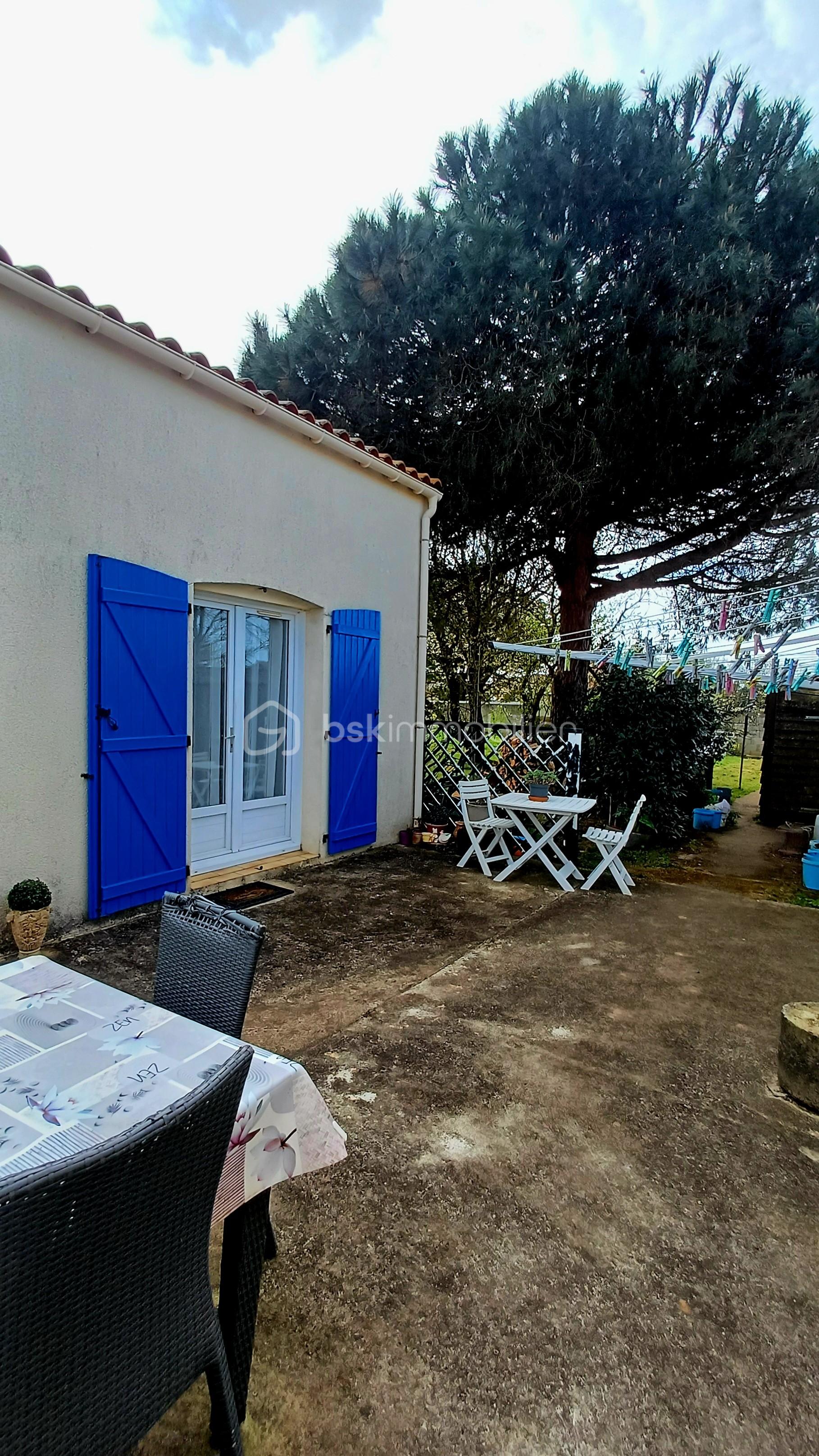 2759fe21-fcdf-409f-a099-113da016735a.jpg