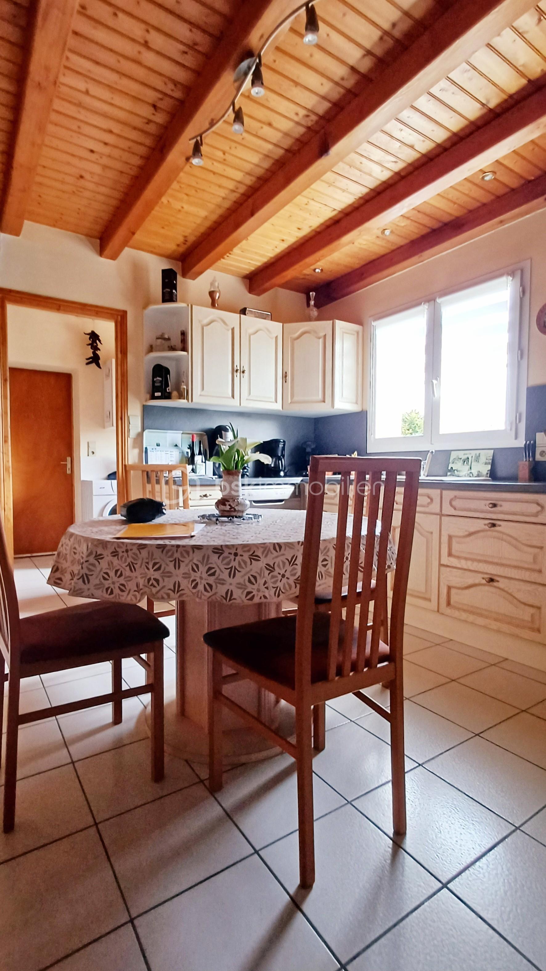 6f2b7912-2a05-41b7-82bc-3f2cf818ca8c.jpg