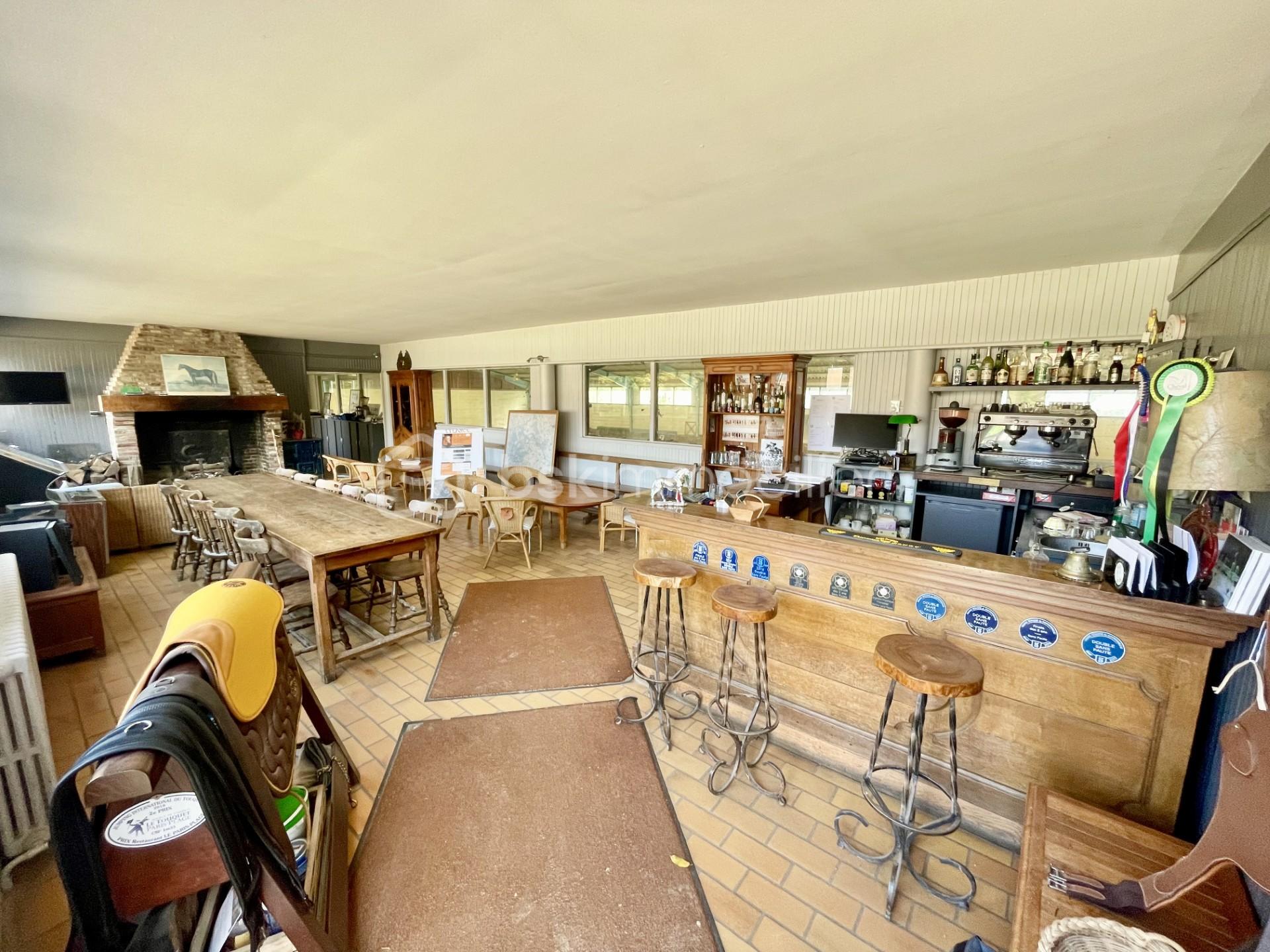 Propriete equestre de 236 m² - thumbnail_IMG_4177.jpg