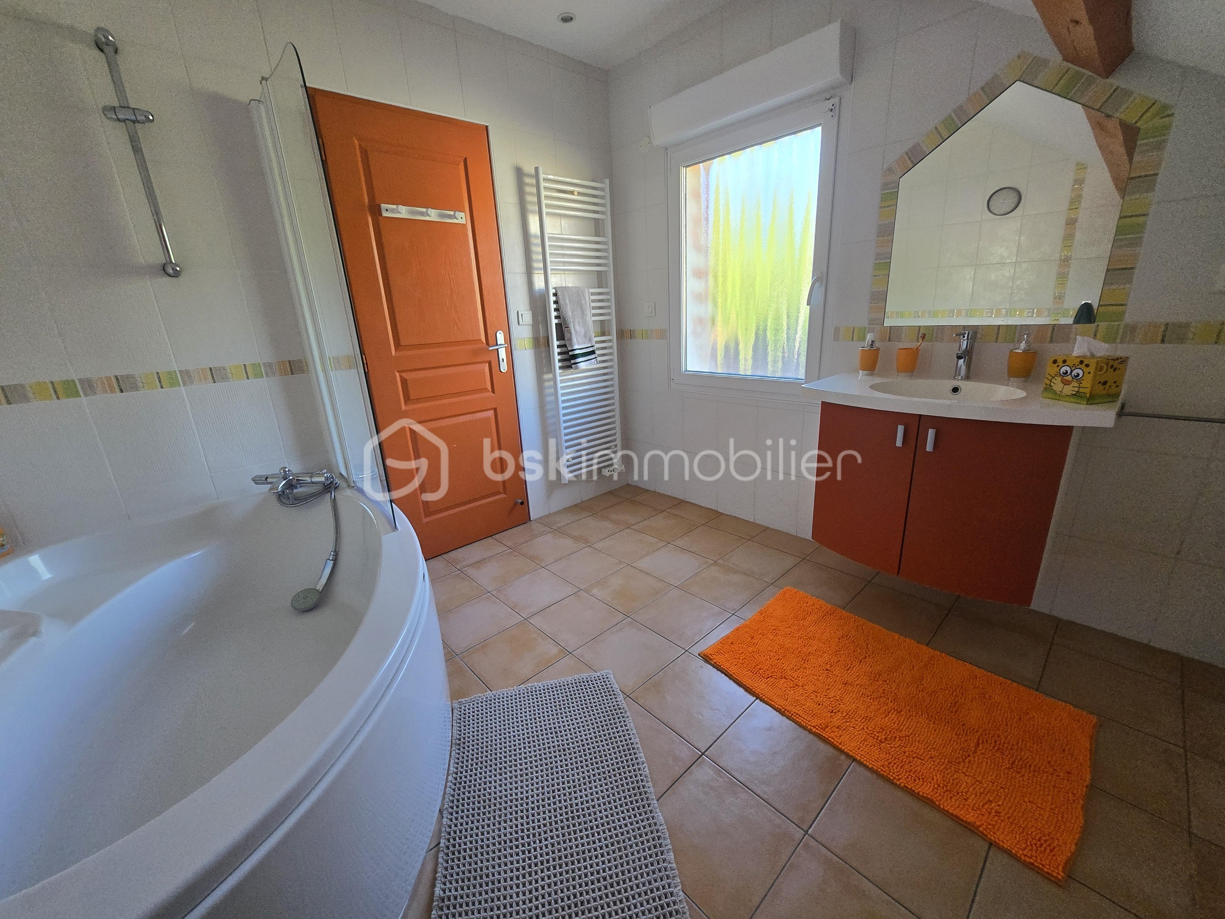 Maison de ville de 199 m² - 20250918_154537.jpg
