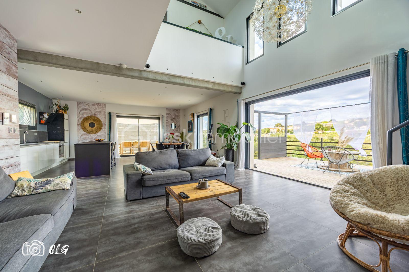 Maison contemporaine de 208 m²