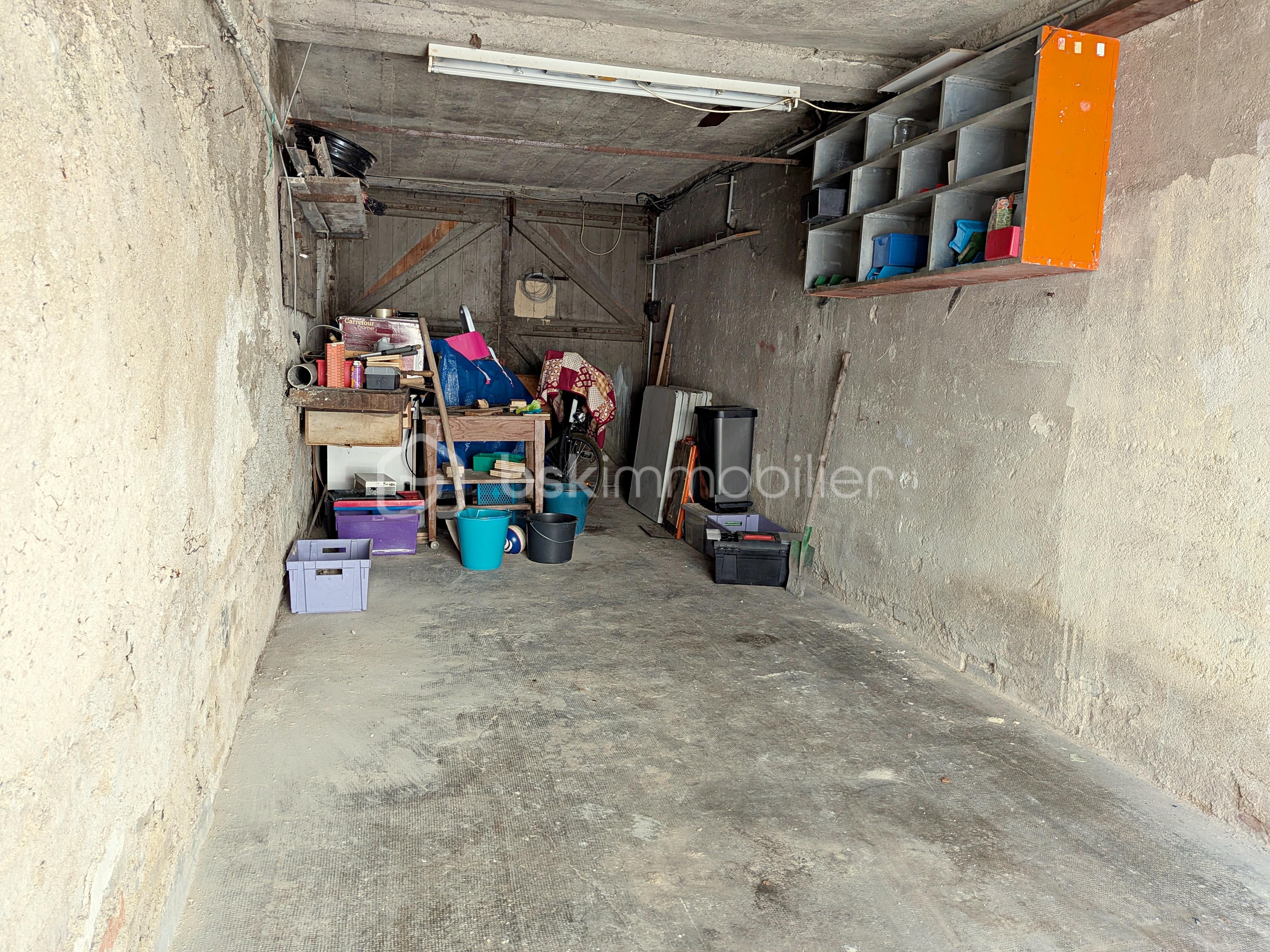 garage.jpg