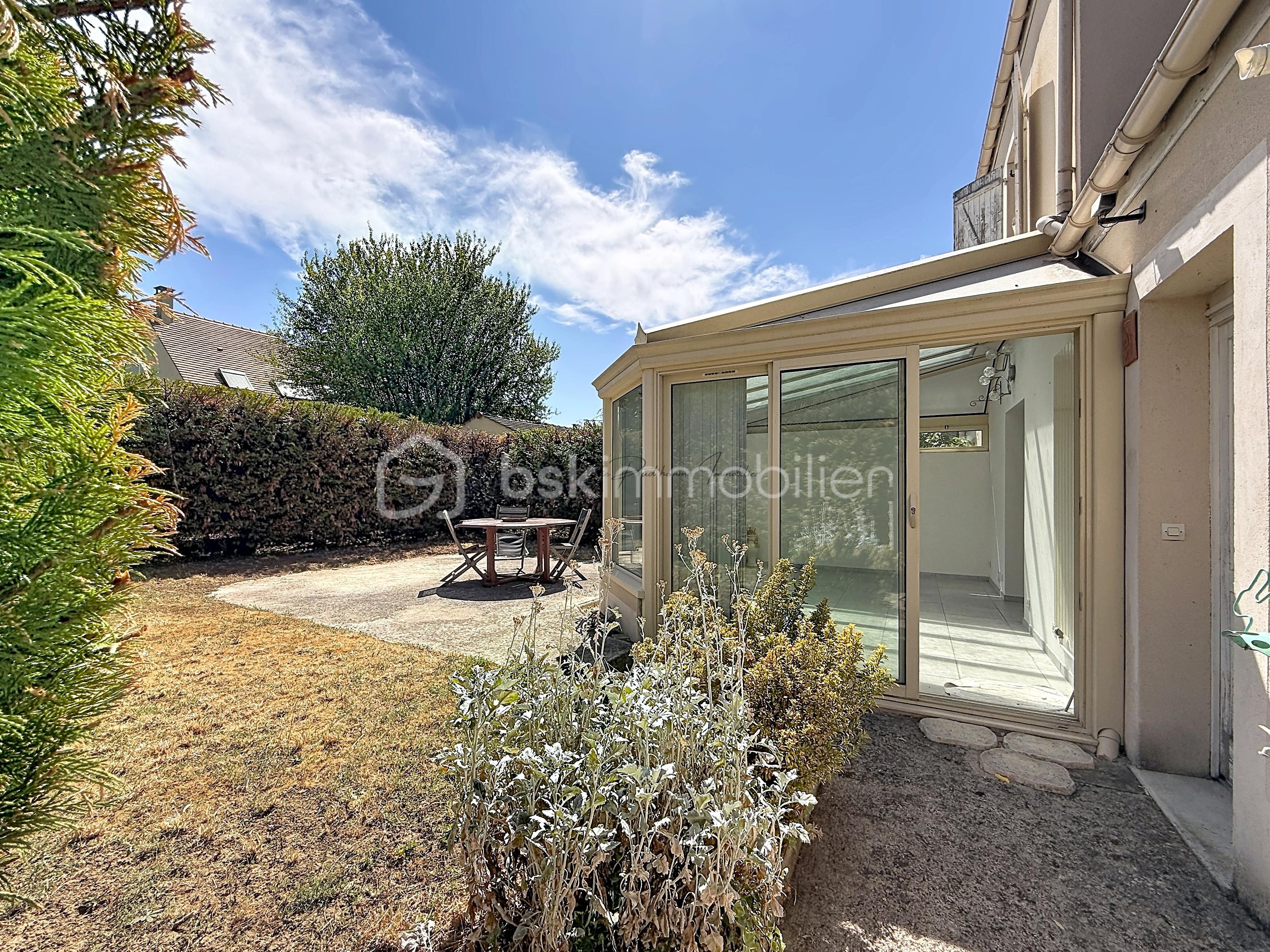 moncourt_00009.jpg
