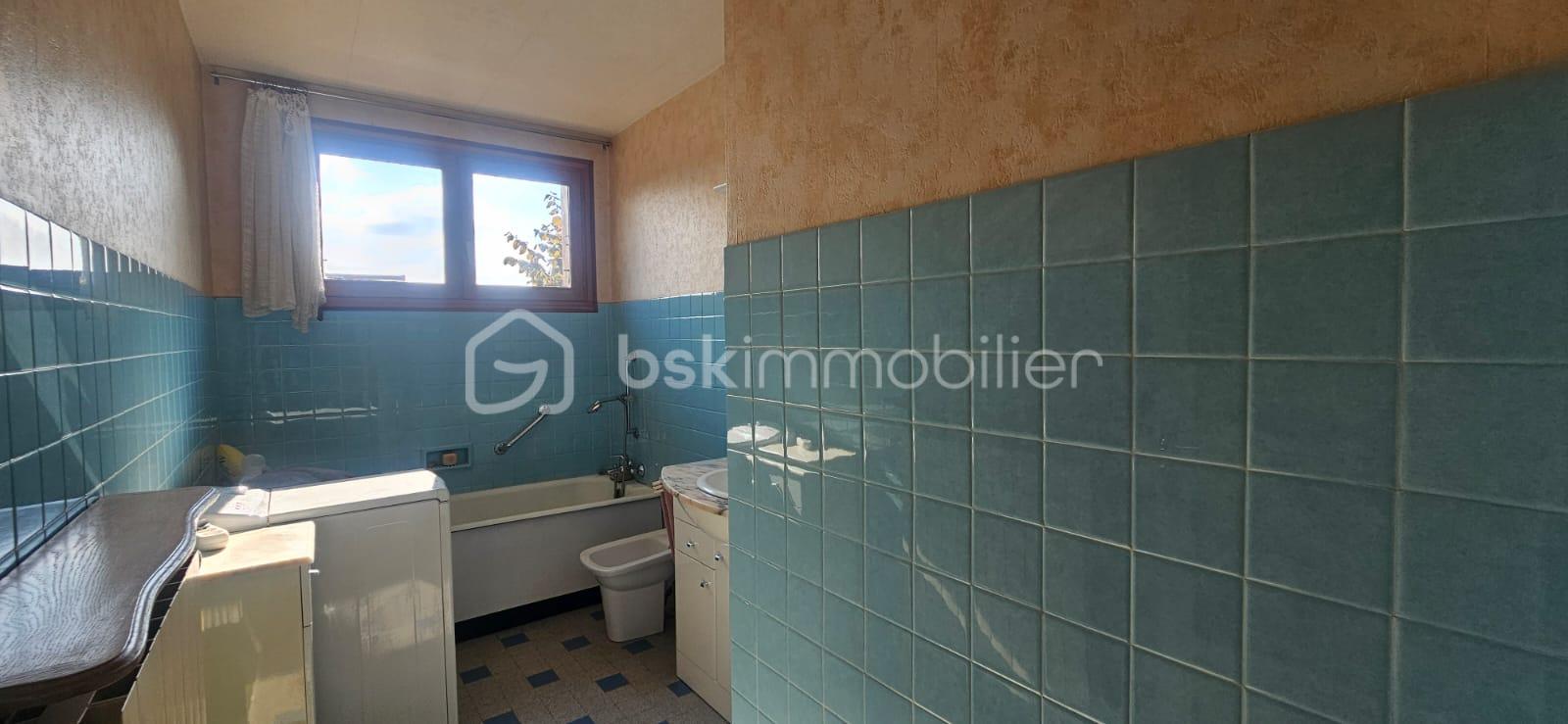Maison de 235 m² - 5197bdf5-57f0-4f93-8bd3-9b43f8b0f0a5.jpeg