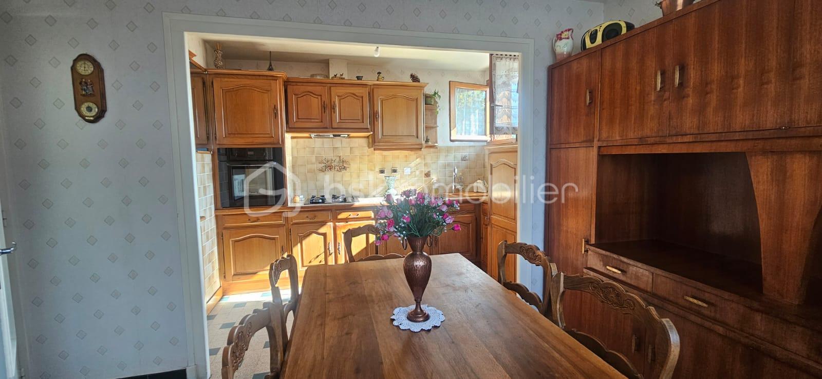 Maison de 235 m² - 4d13823e-f082-4a71-88cf-cc1ebe57aa79.jpeg