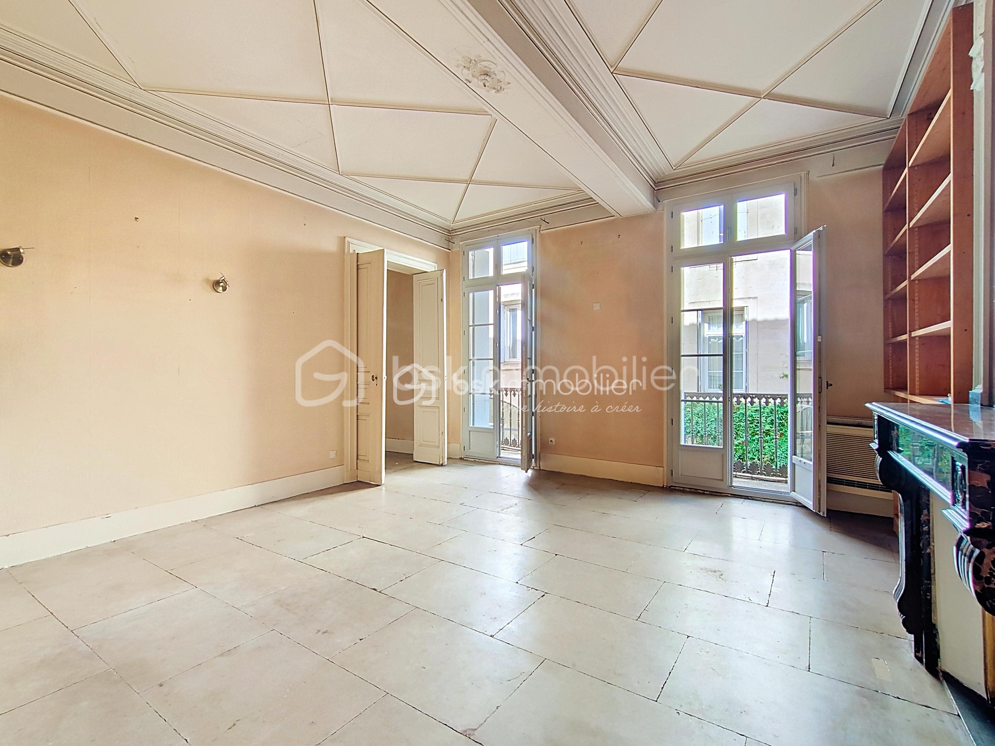 Appartement de 154,82 m² - salon 1.jpeg