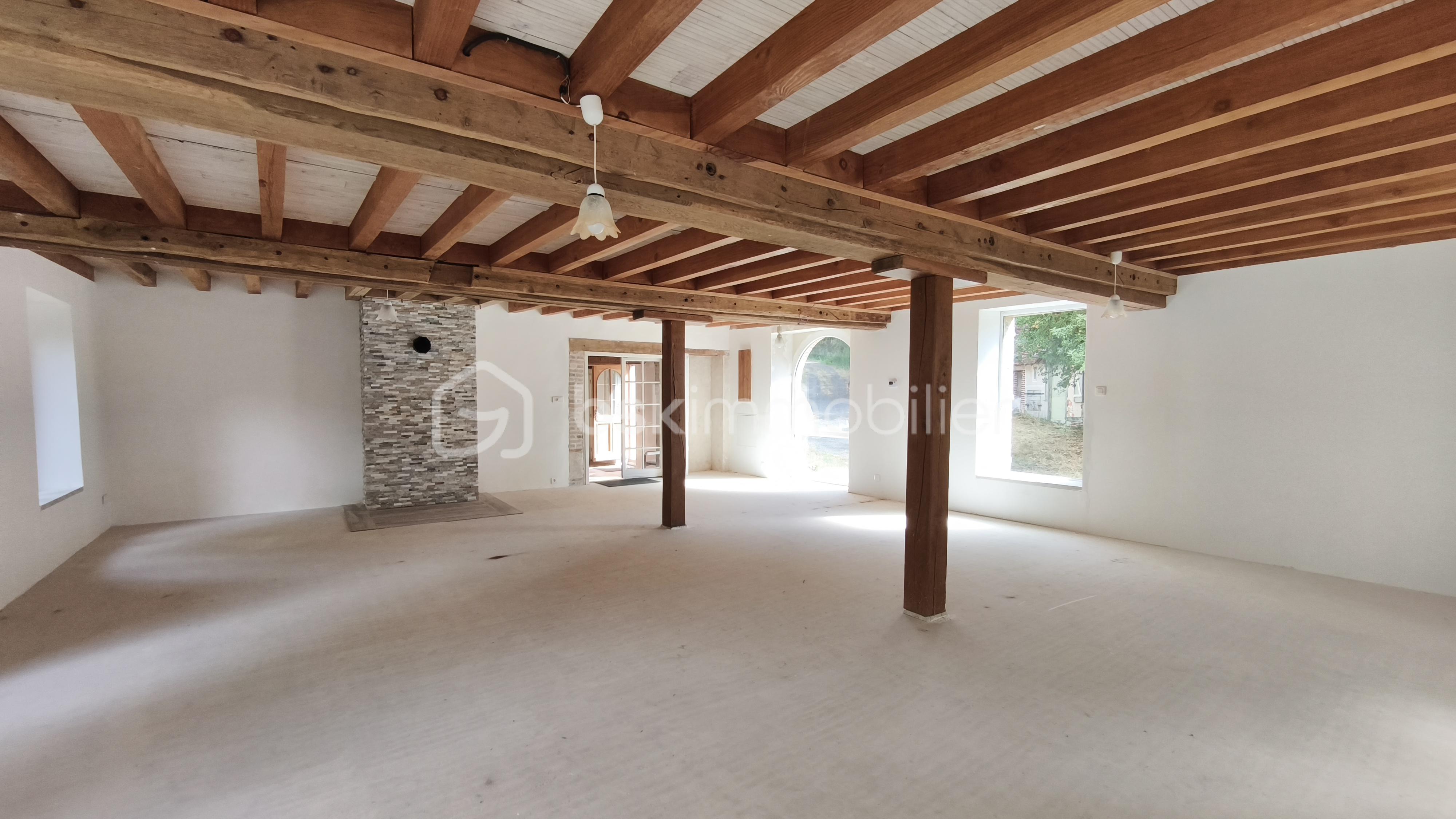 Propriete de 251 m² - 1753368908758.jpg