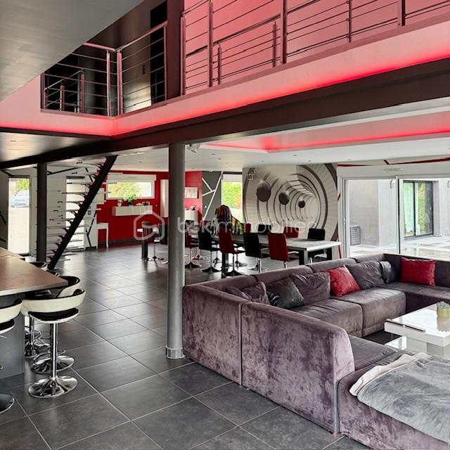 Maison de 330 m² - salon3.jpg
