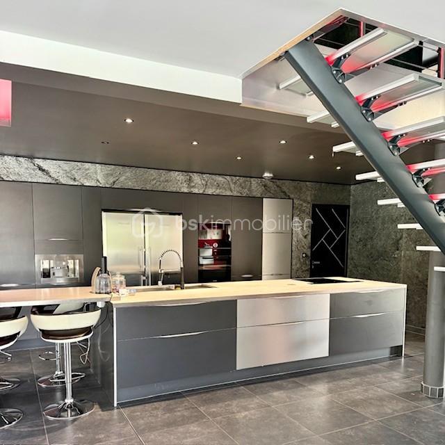Maison de 330 m² - cuistine.jpg