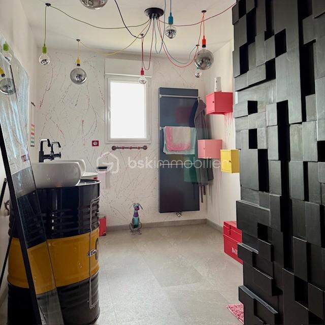 Maison de 330 m² - sdbder.jpg