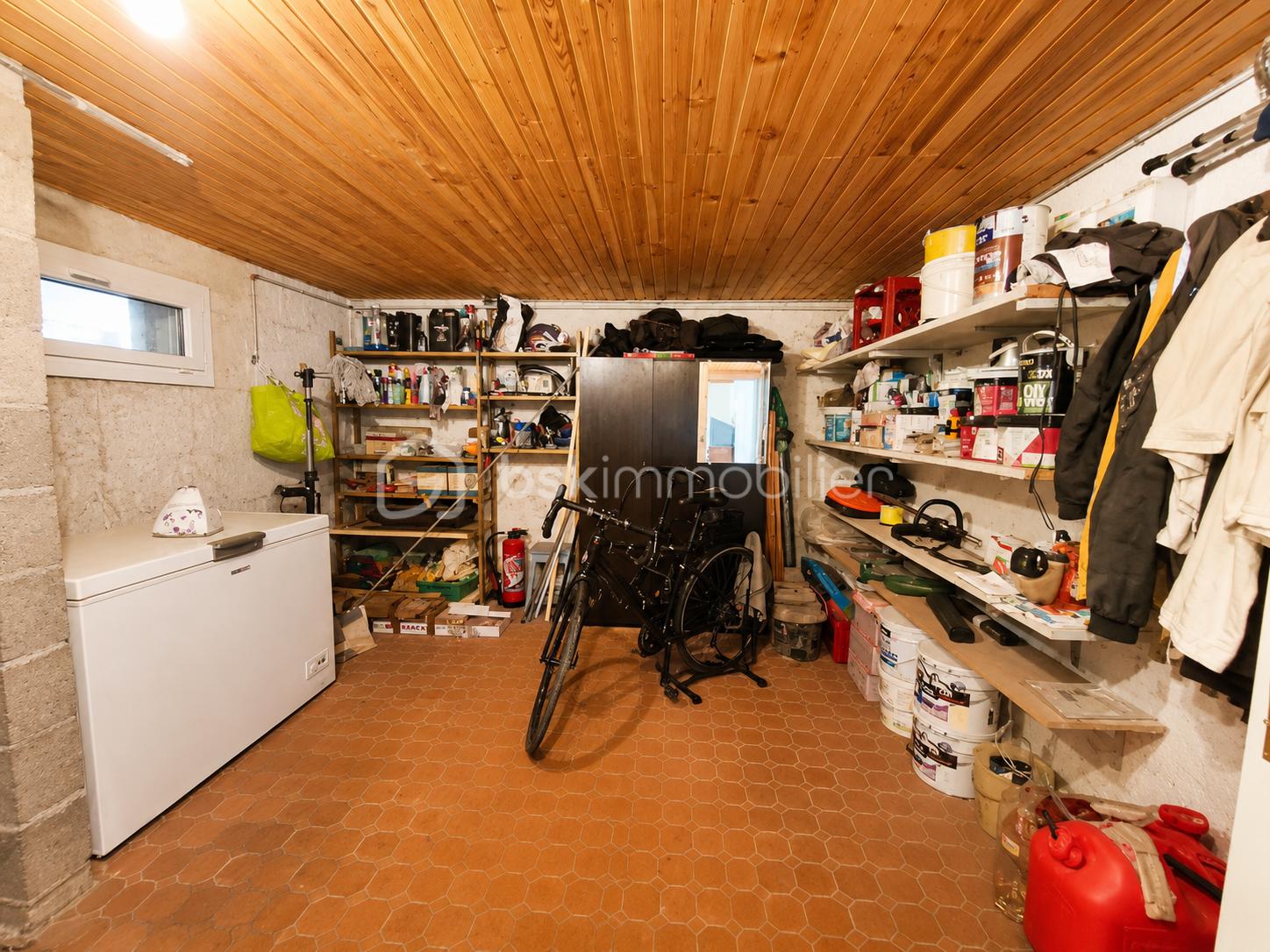La cave.png