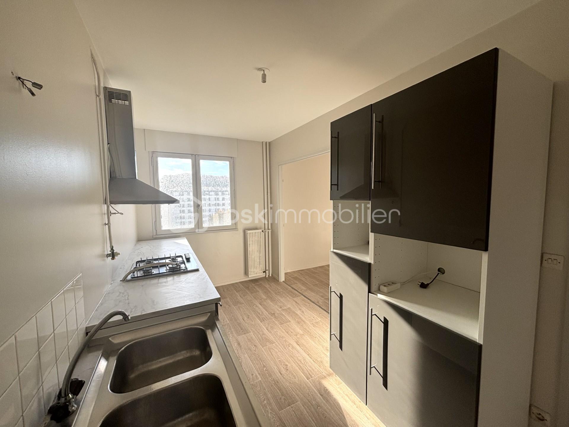 Appartement de 66,27 m² - cuisine longue.jpg