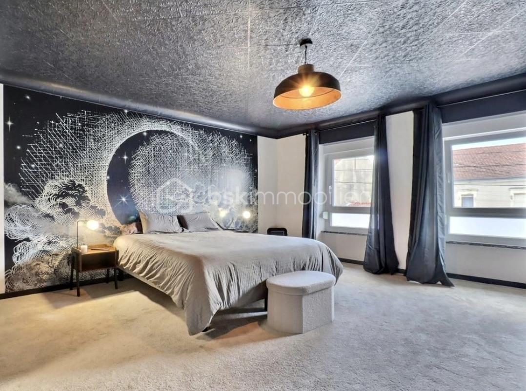 Appartement de 210,60 m² - go7i7ySY3xuJIXOo1qAN2XEqwJUWesNPuswGHR53.jpg