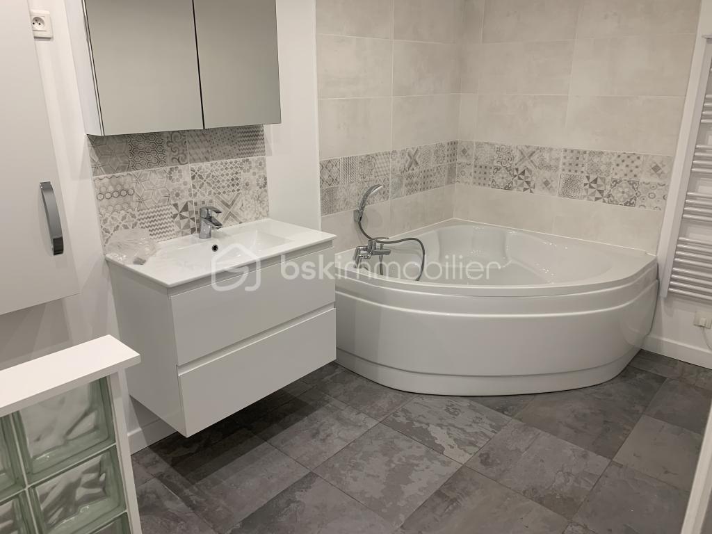 Appartement de 67,55 m² - SDB.jpg