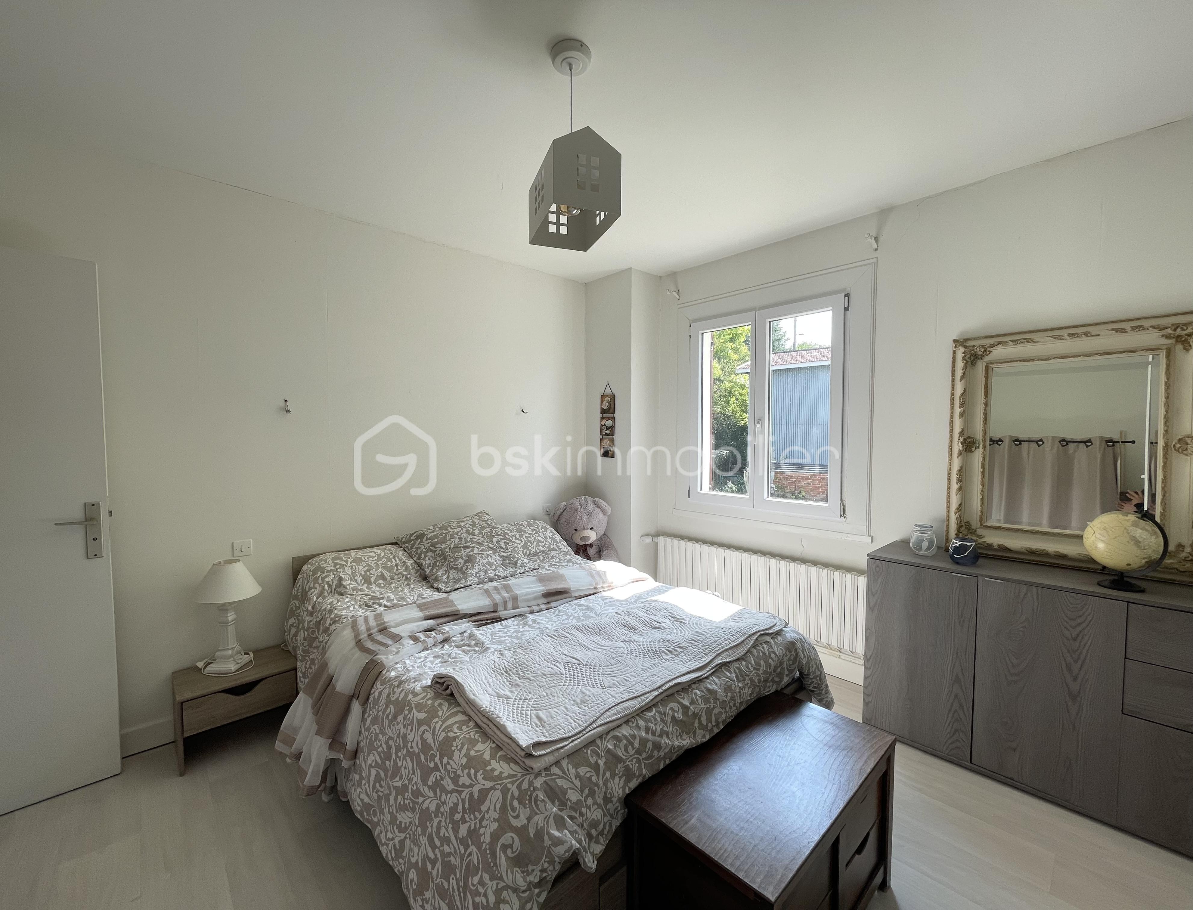 Propriete de 275 m² - chambre 1.jpg