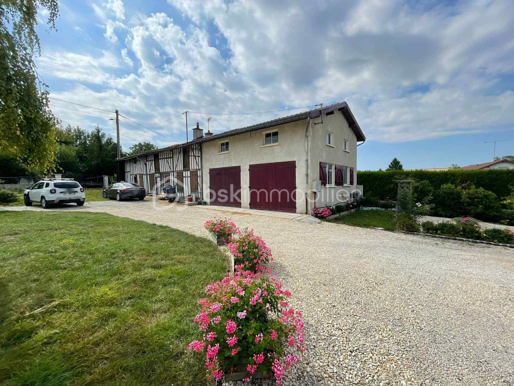 Propriete de 275 m² - garage.jfif