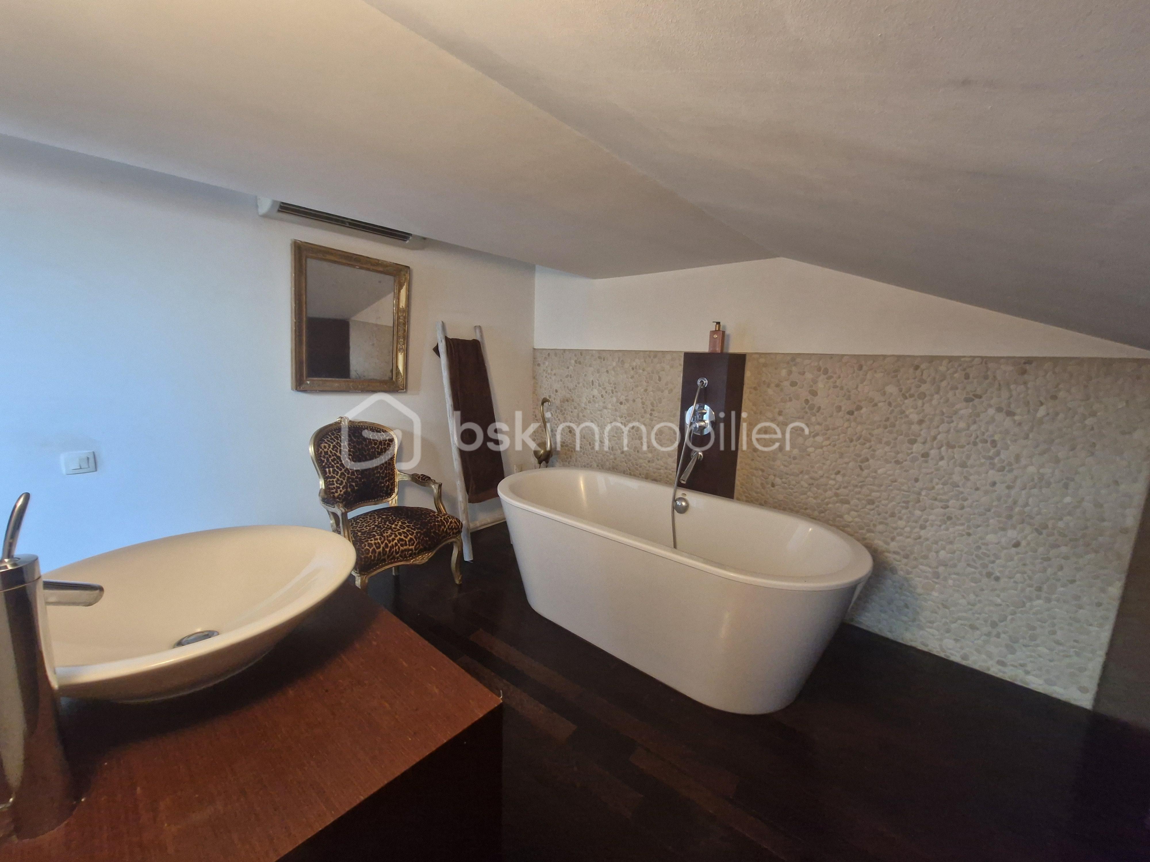 salle de bain 1.jpg