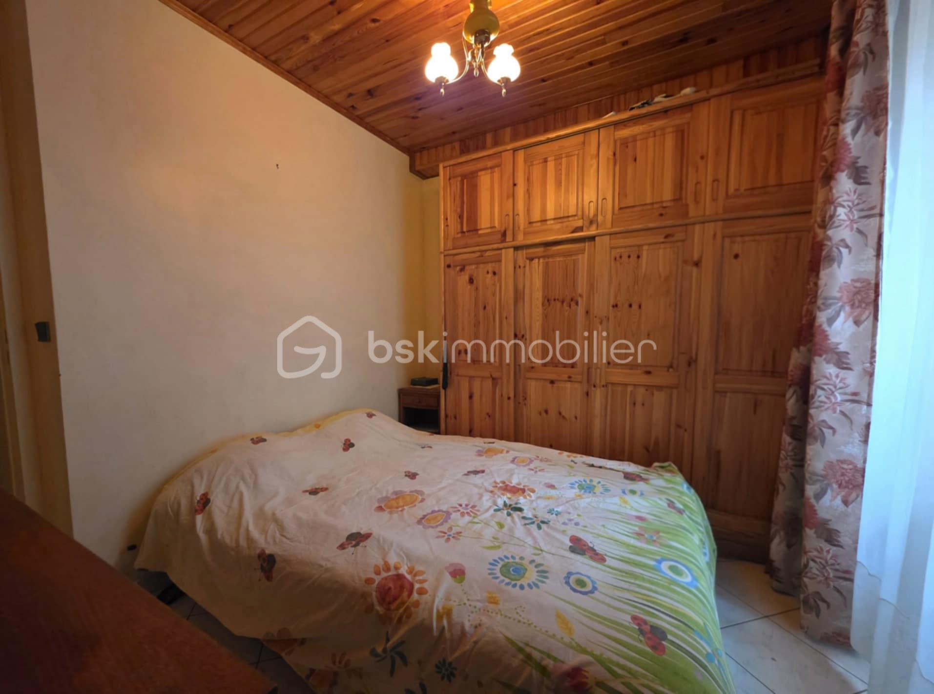 Appartement de 33 m² - 5804b991-2a8e-45b0-9266-645149879819.jpg