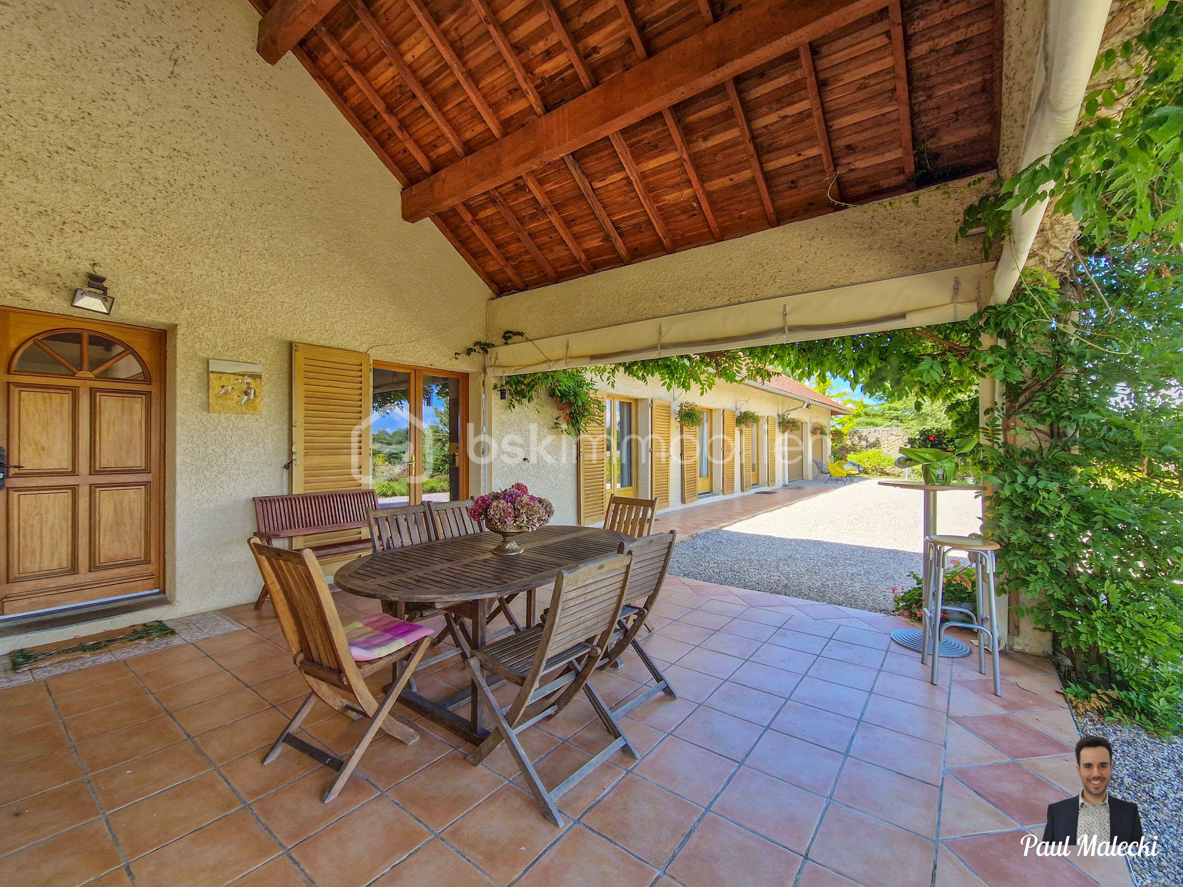 Villa de 295 m² - 3.jpg