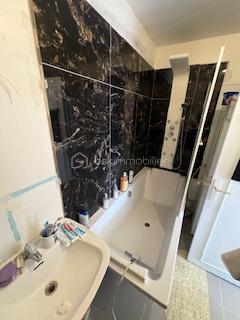 Appartement de 44,53 m² - sdb.jpg