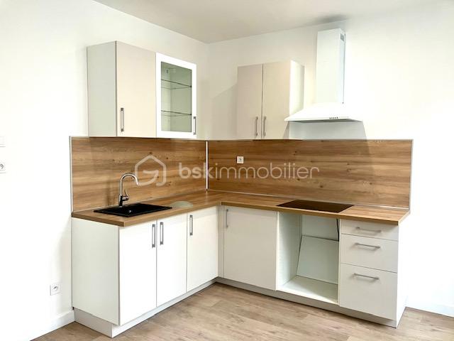 Immeuble de 190 m² - buret 1 cuisine seule.jpg