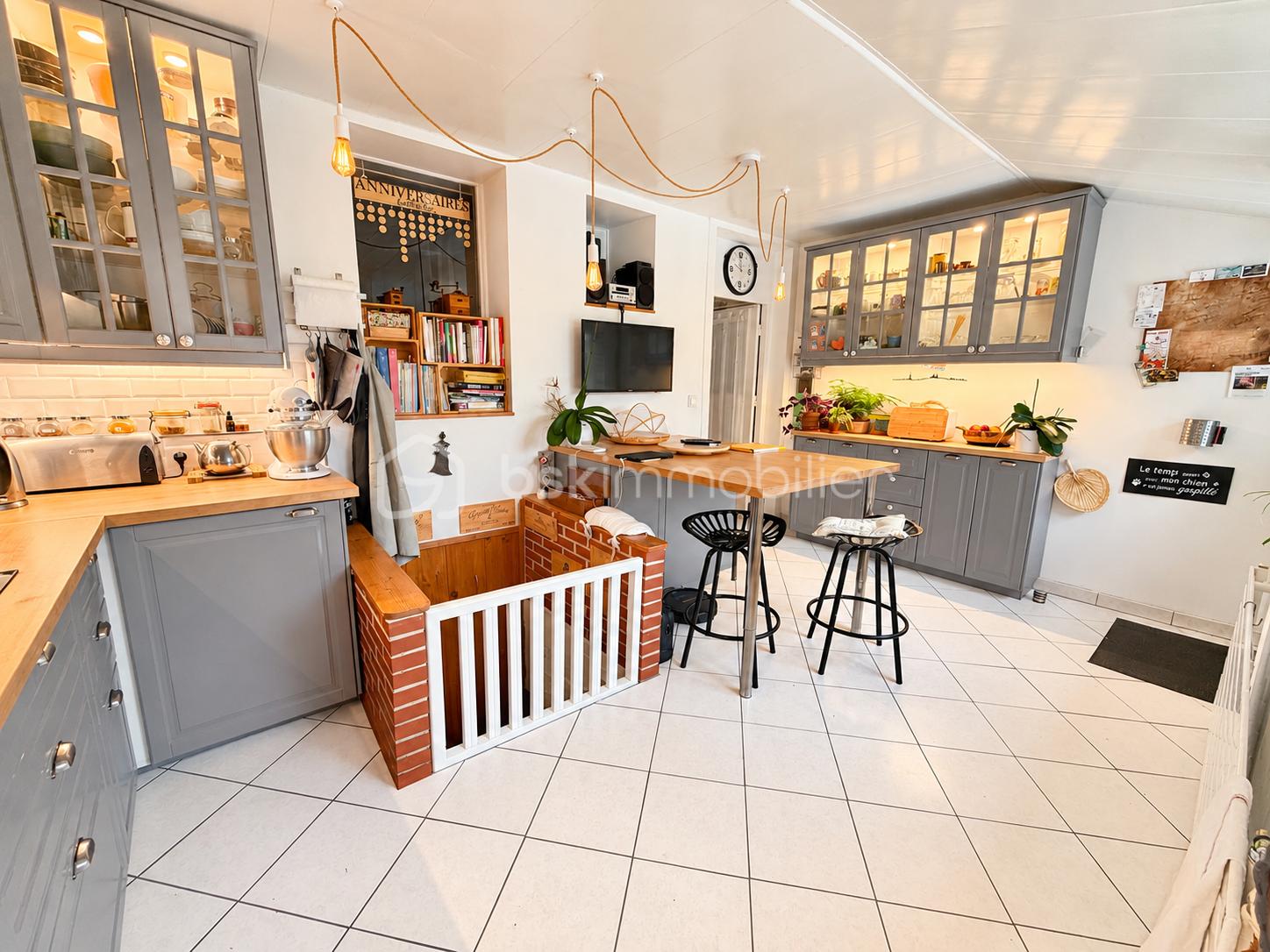Maison 5 pièces 145 m² · à Angerville · 145 m² · 280 000 €