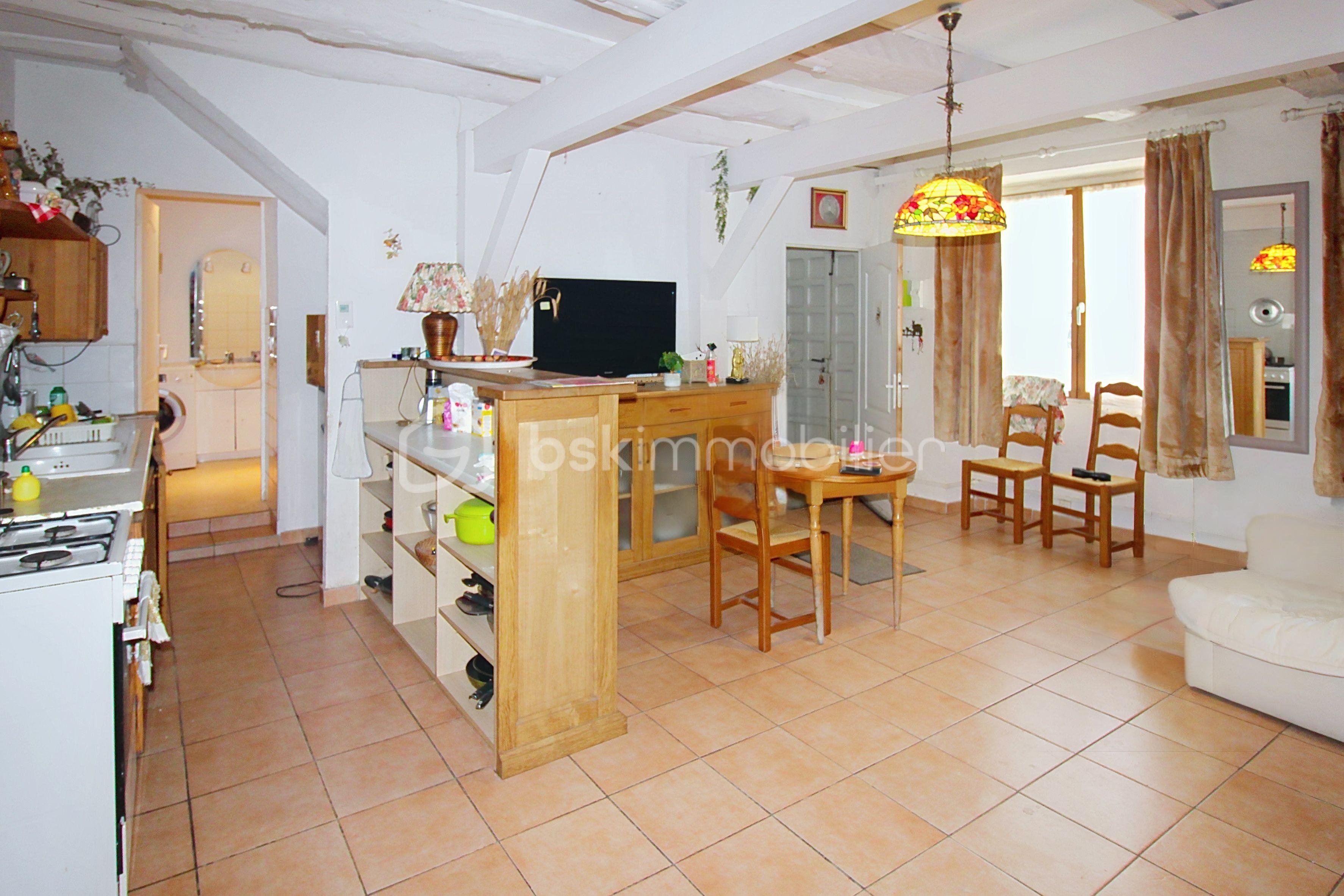 Maison d hote de 190 m² - demo-tour-10-main-street_00206.jpeg