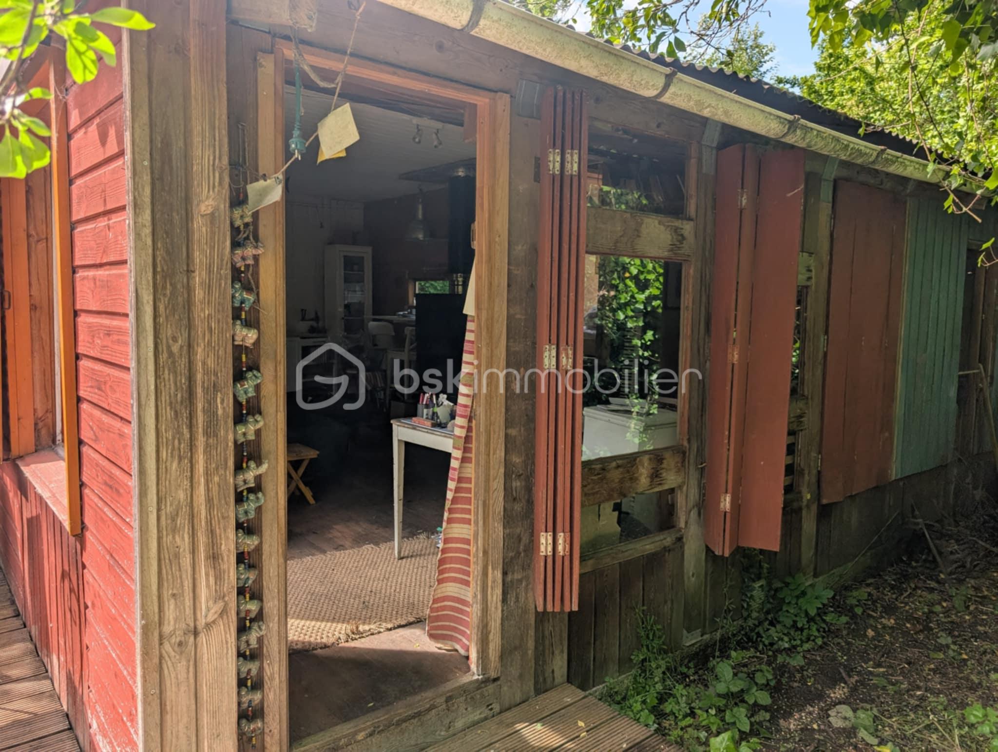 Maison de 36 m² - c88f26b1-d5f9-4306-a76a-f5559a576535.jfif