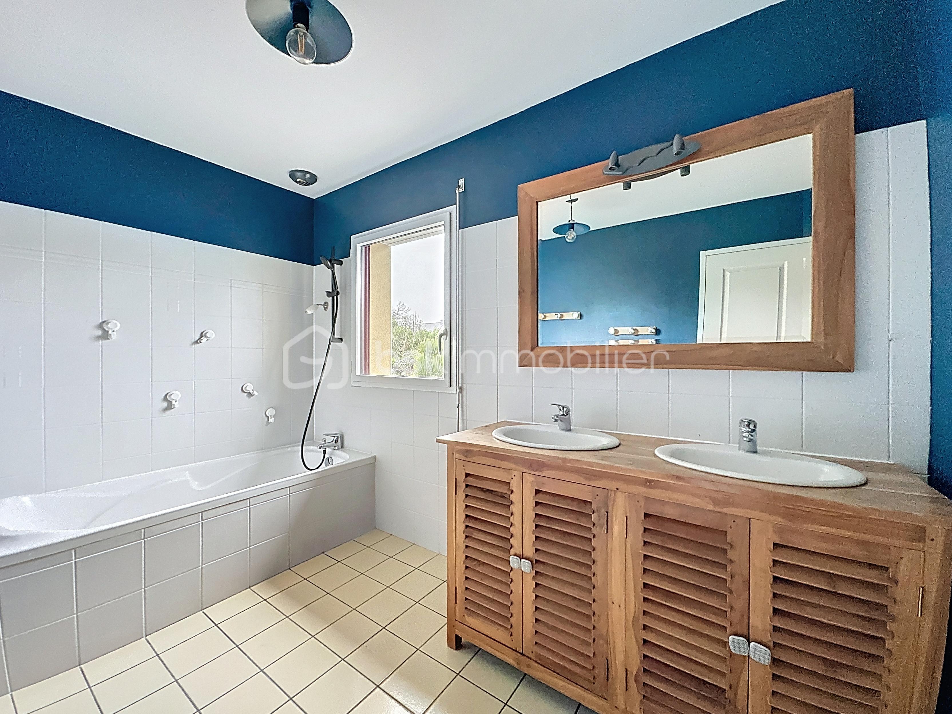Maison de 230 m² - st-urbain_00018_5f4fdb1.jpg