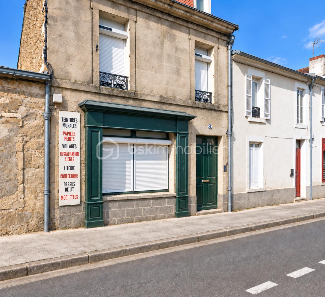 Immeuble 8 pièces 174 m² · à Perigueux · 174 m² · 218 000 €