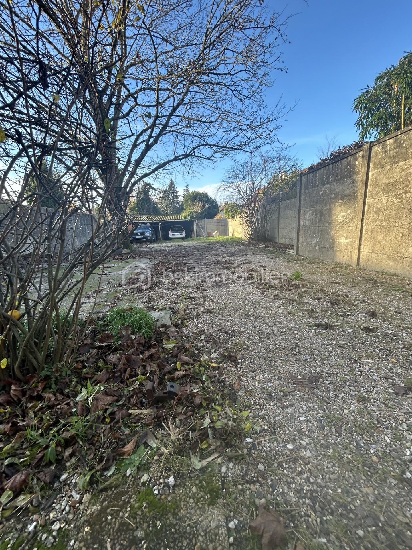 Maison de 86 m² - PHOTO 12 GRANDEUR JARDIN.jpg