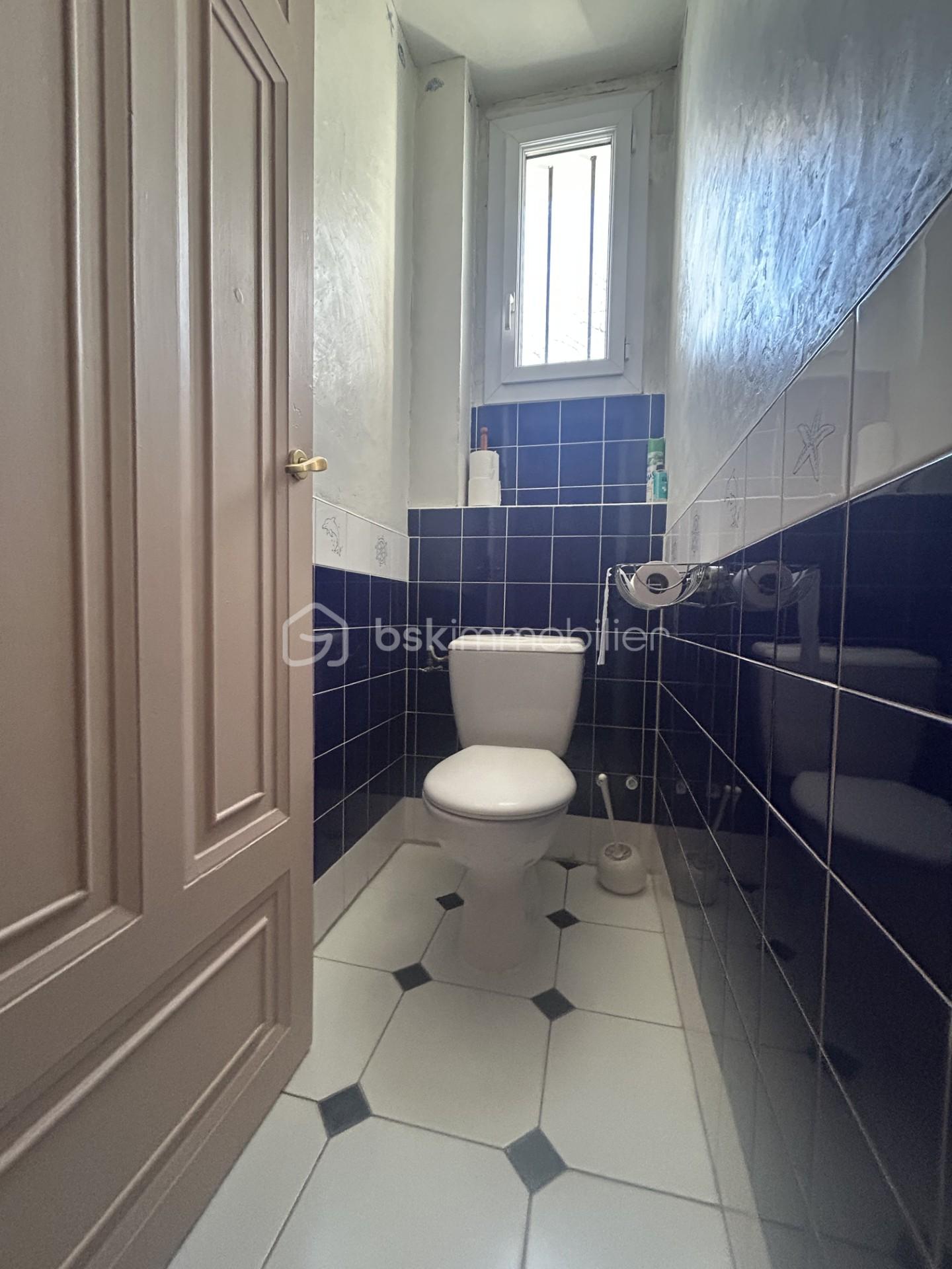 Maison de 86 m² - PHOTO 19 WC.jpg