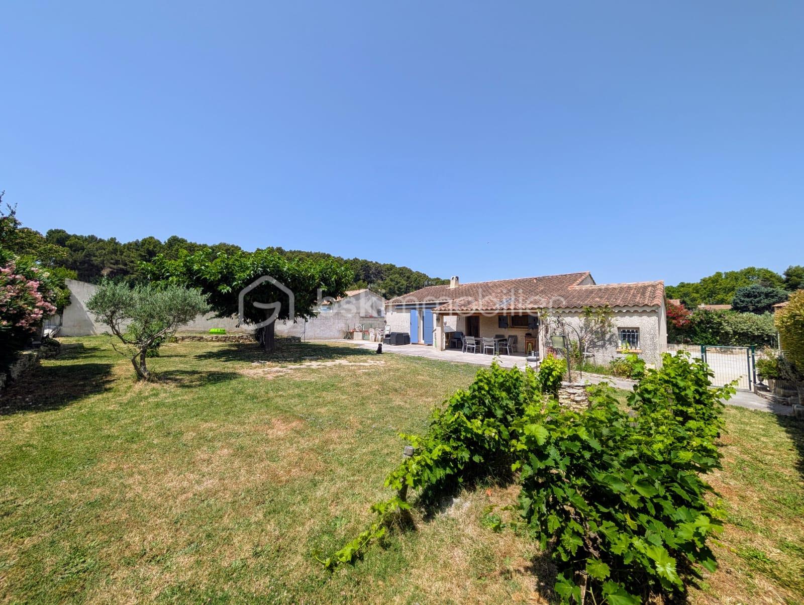 Maison de 100,36 m² - jardin est.jpg