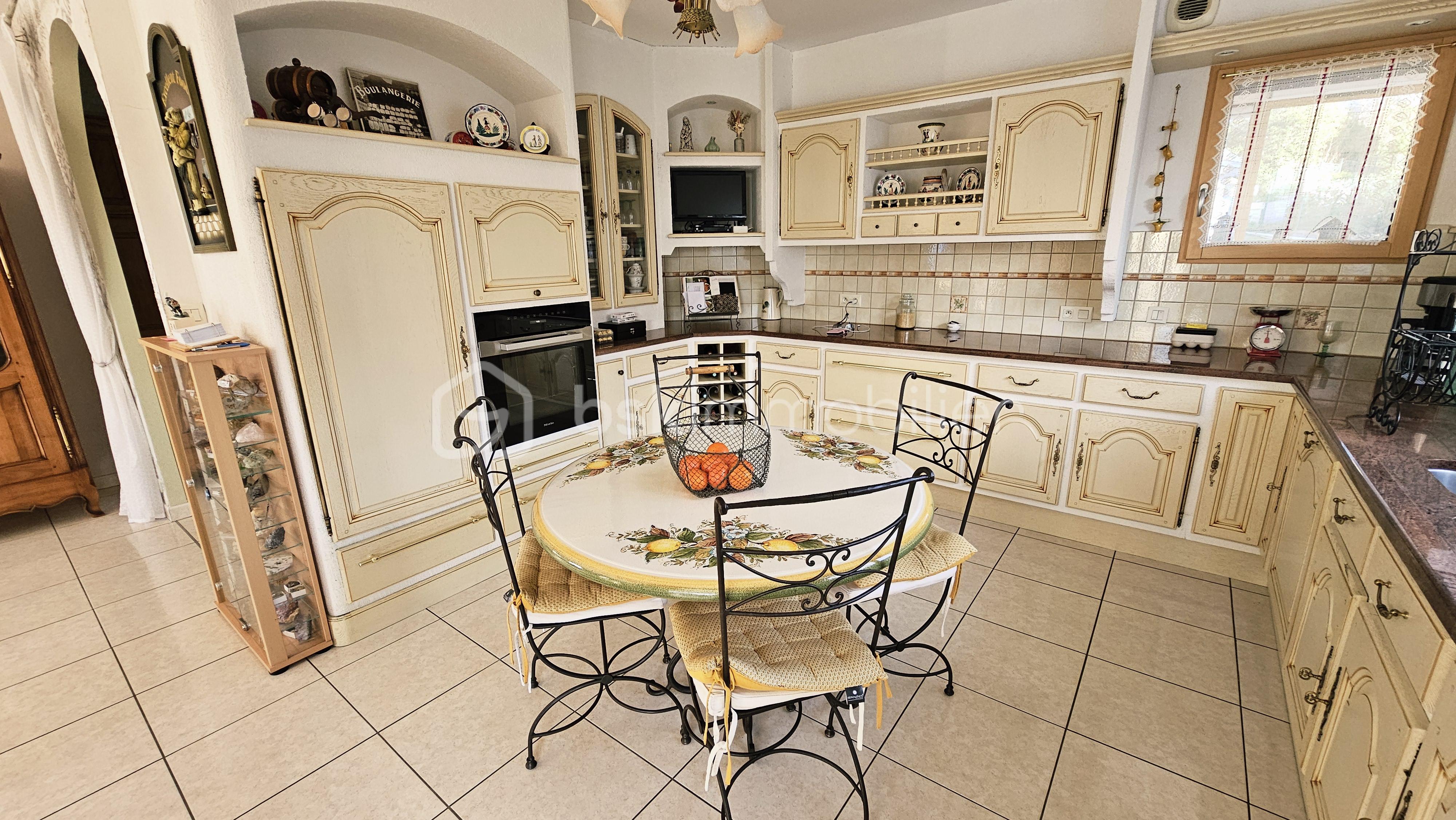 Maison de 223 m² - 8.jpeg