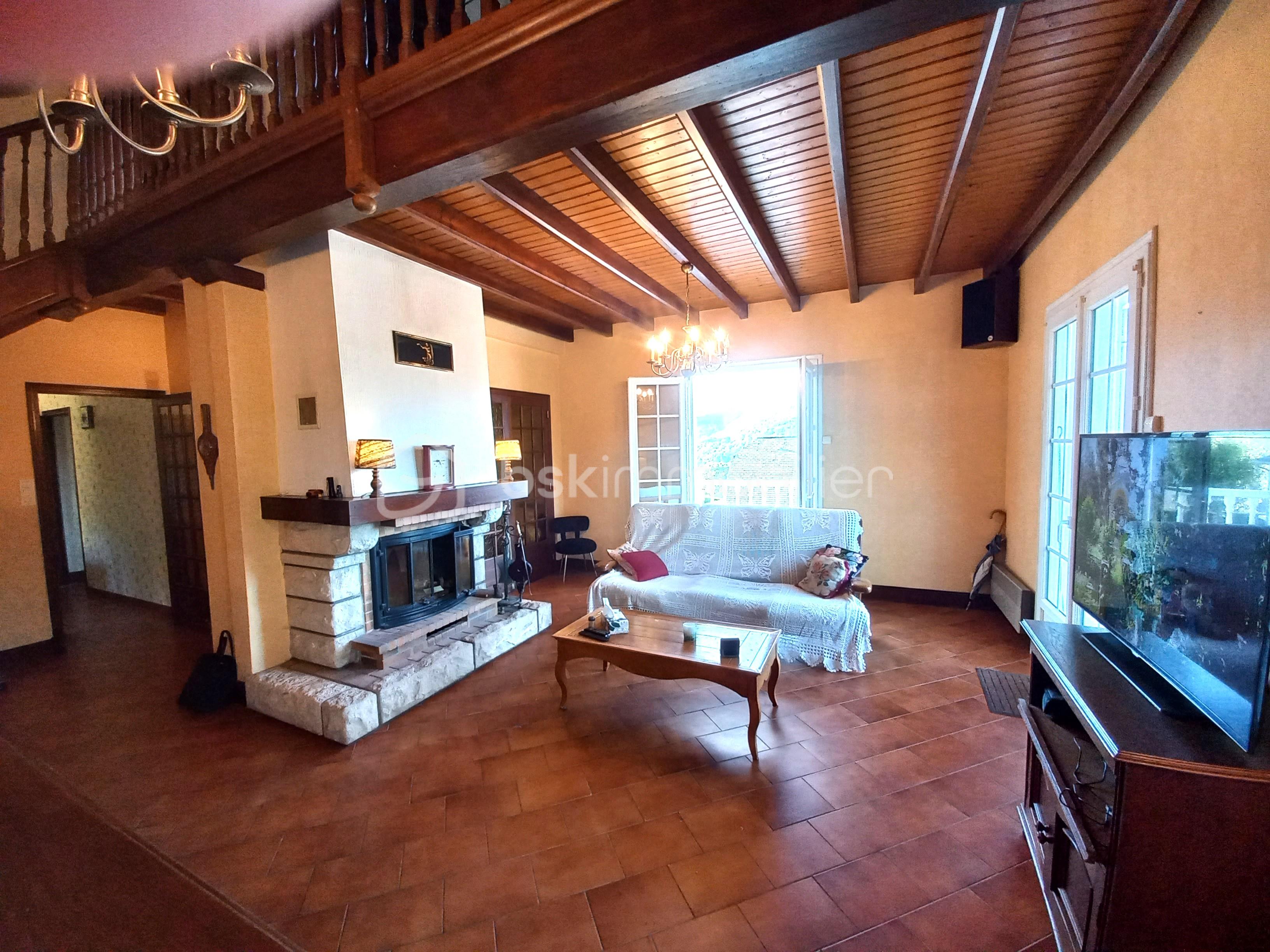 Maison traditionnelle de 135 m² - 20251013_092949.jpg