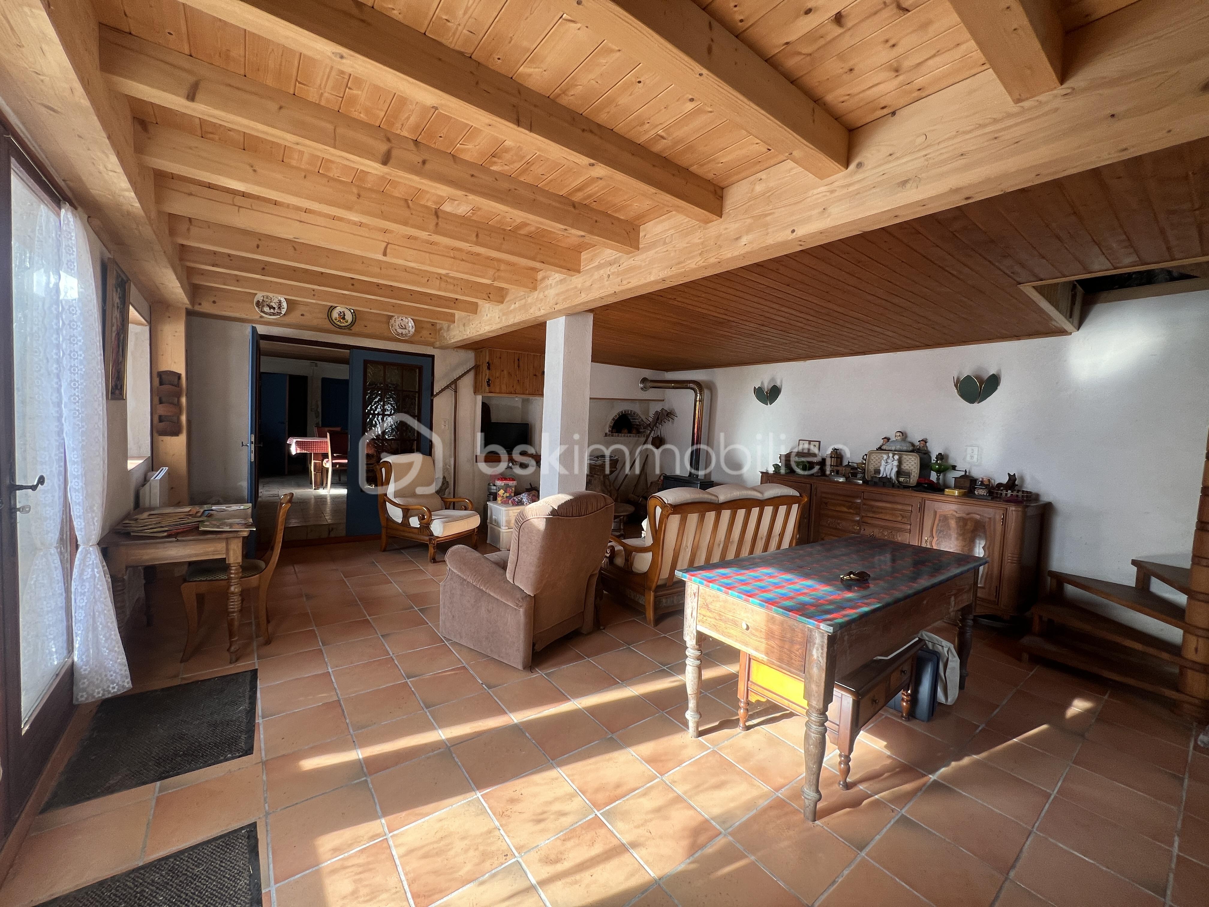 Maison ancienne de 120 m² - salon-2.JPG