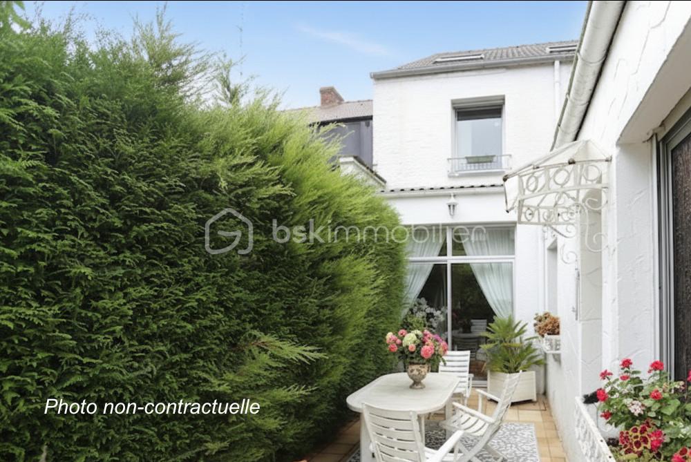 Maison de maitre de 215 m² - FAREZ denain relook_2025-10-02T17_47_42.574.jpg