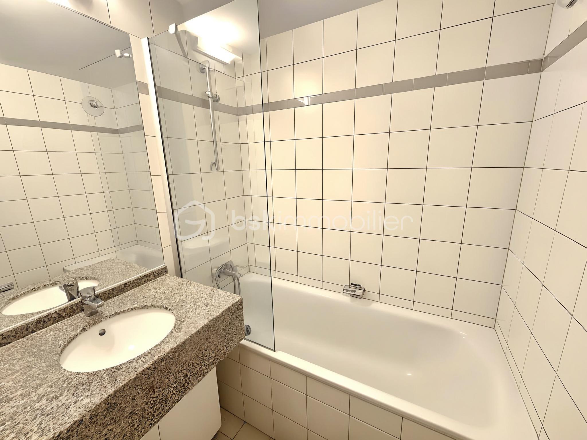 Appartement de 27 m² - 25b98e24cc1ce4f-1.jpg