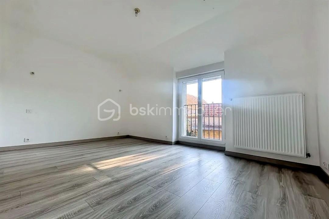 Maison de 106 m² - thumbnail_hoqi-ff68eb35a9be4435b51d7a03446fd167.jpg