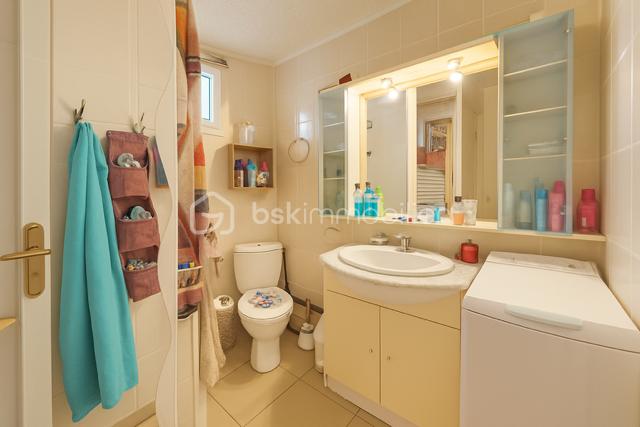 Appartement de 36 m² - hoareau sdb.PNG