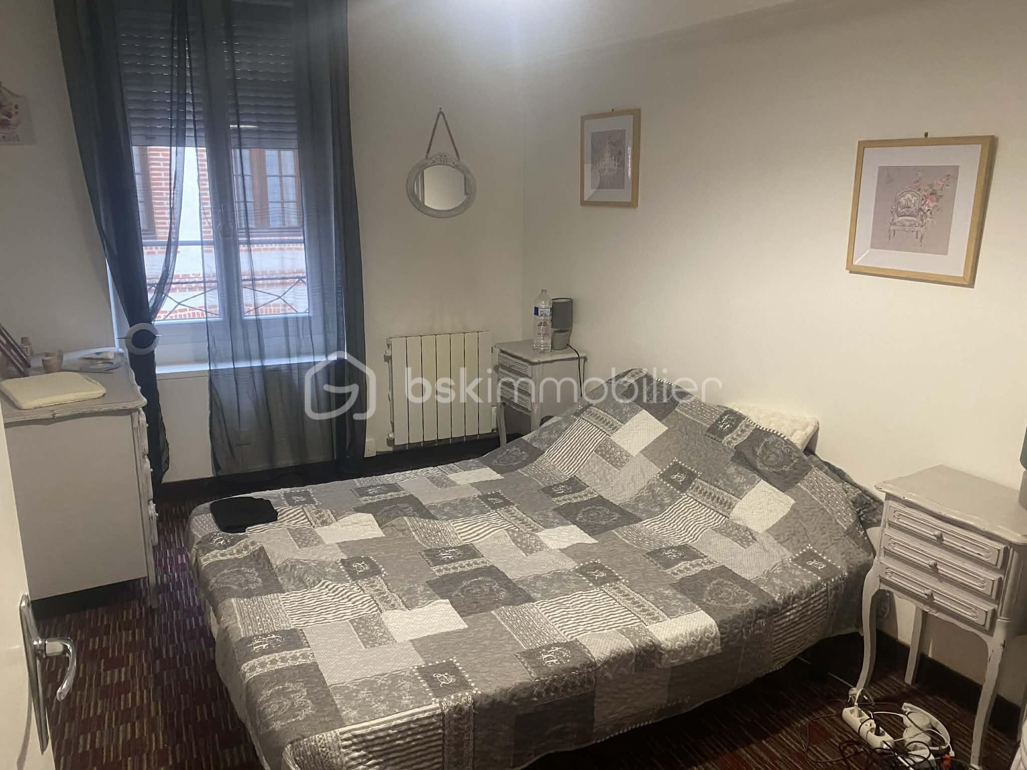 Immeuble mixte de 221 m² - 576b7ead-1127-4221-a7e4-a9e173b584d1.jfif