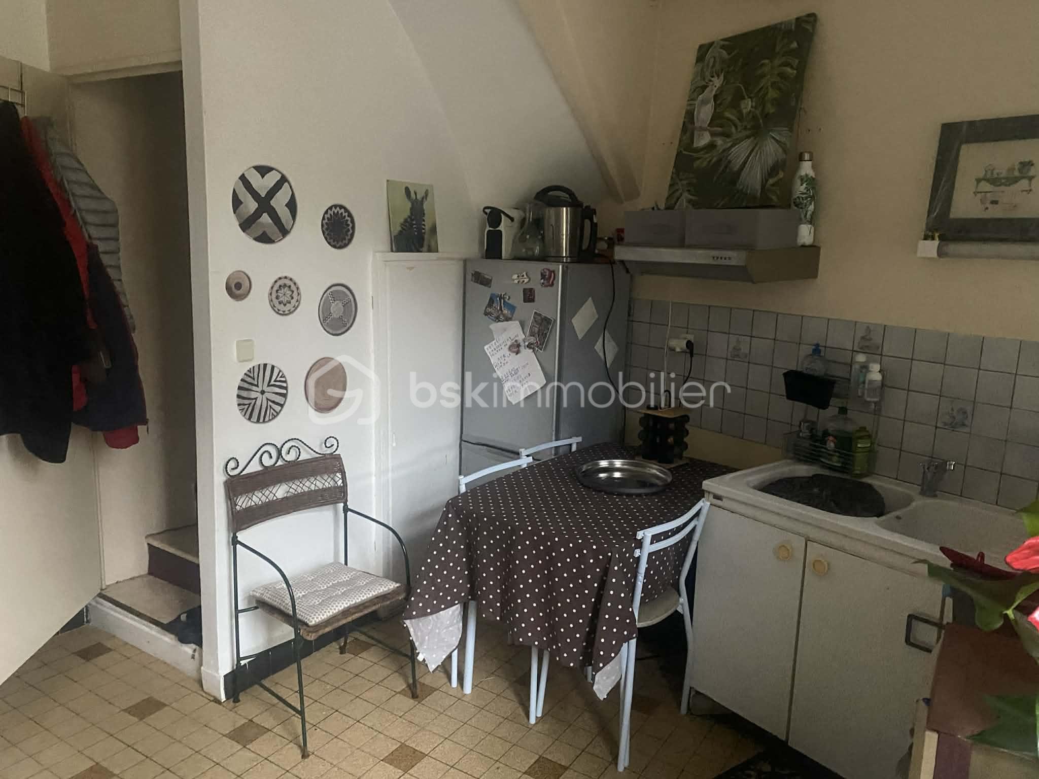 Immeuble mixte de 221 m² - c82614c3-d636-4c5a-878c-e5fd896763cf.jfif