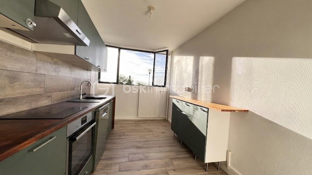 Appartement 3 pièces 66 m² · à Rillieux-la-Pape · 66 m² · 179 000 €